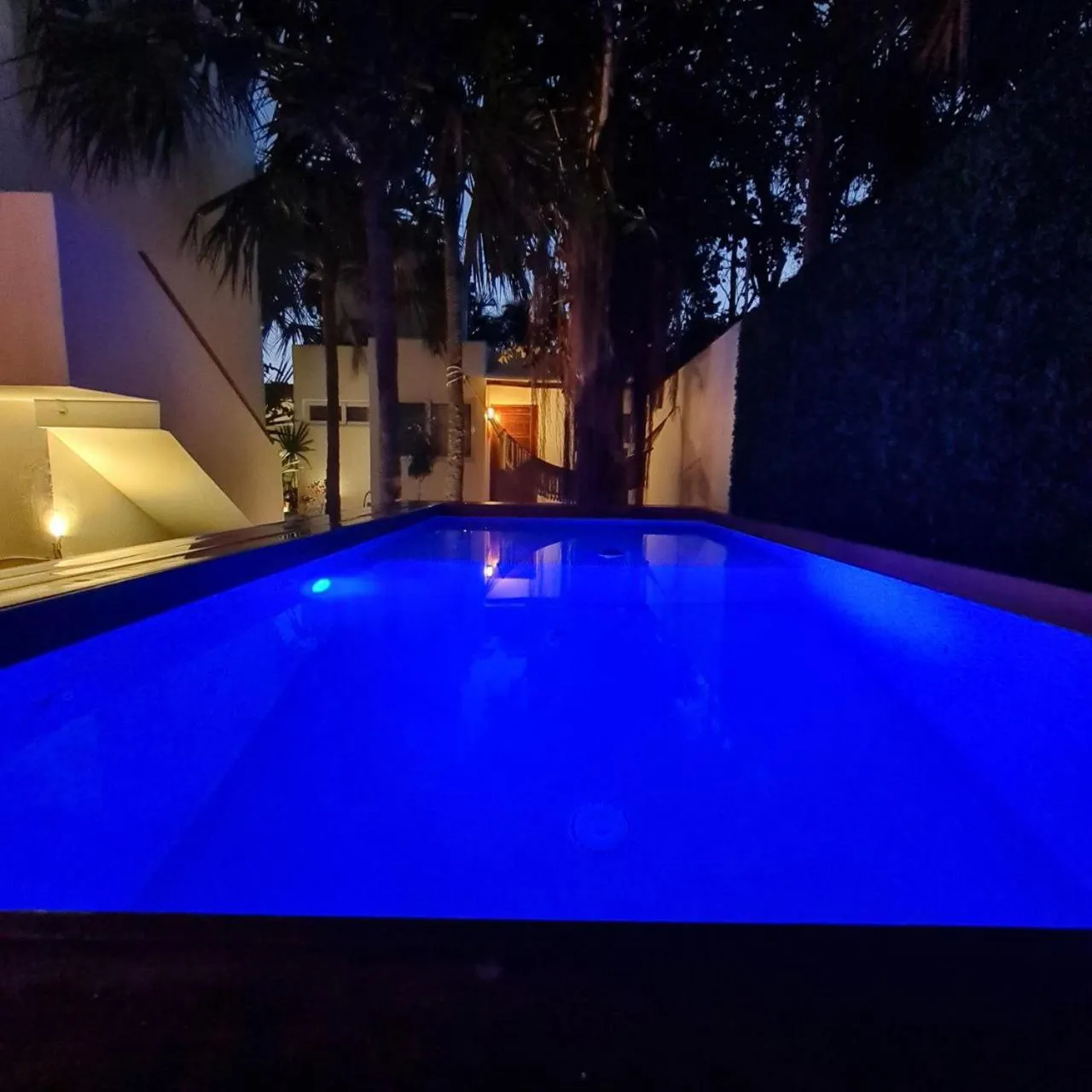 Swimming pool in SAYU - Suites