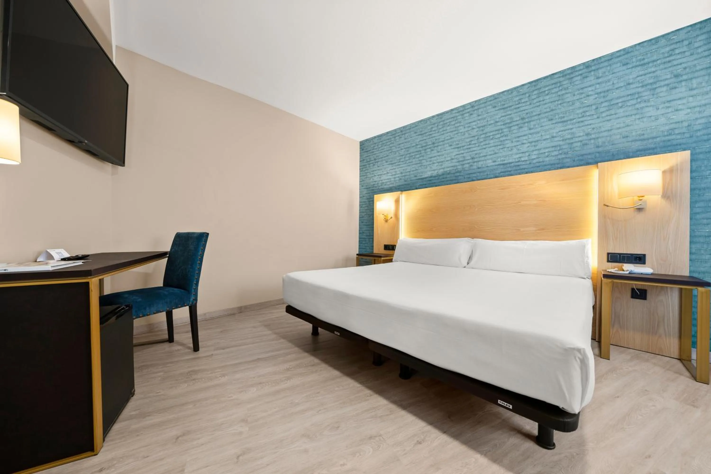 Bed in Hotel Zentral Ramiro I Oviedo