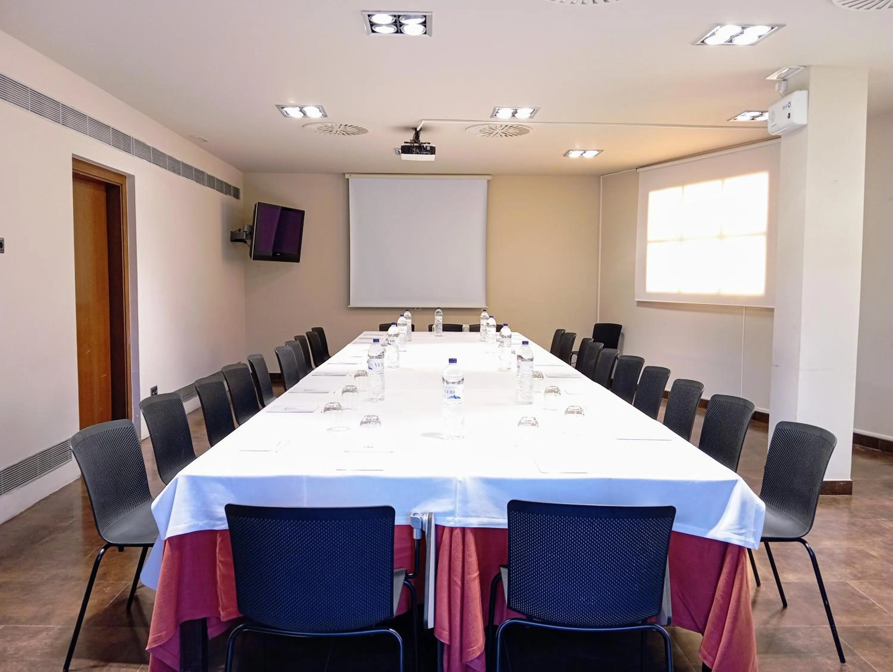 Meeting/conference room in Hotel Villa Paulita