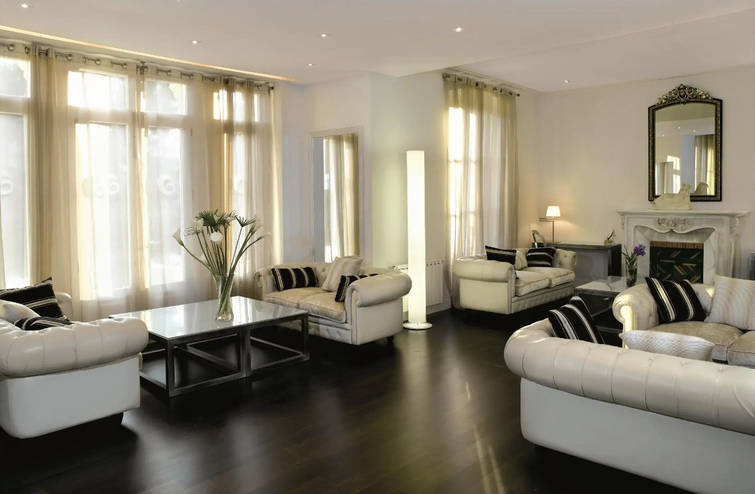 Lounge or bar in Hotel Villa Paulita Lounge or bar in Hotel Villa Paulita