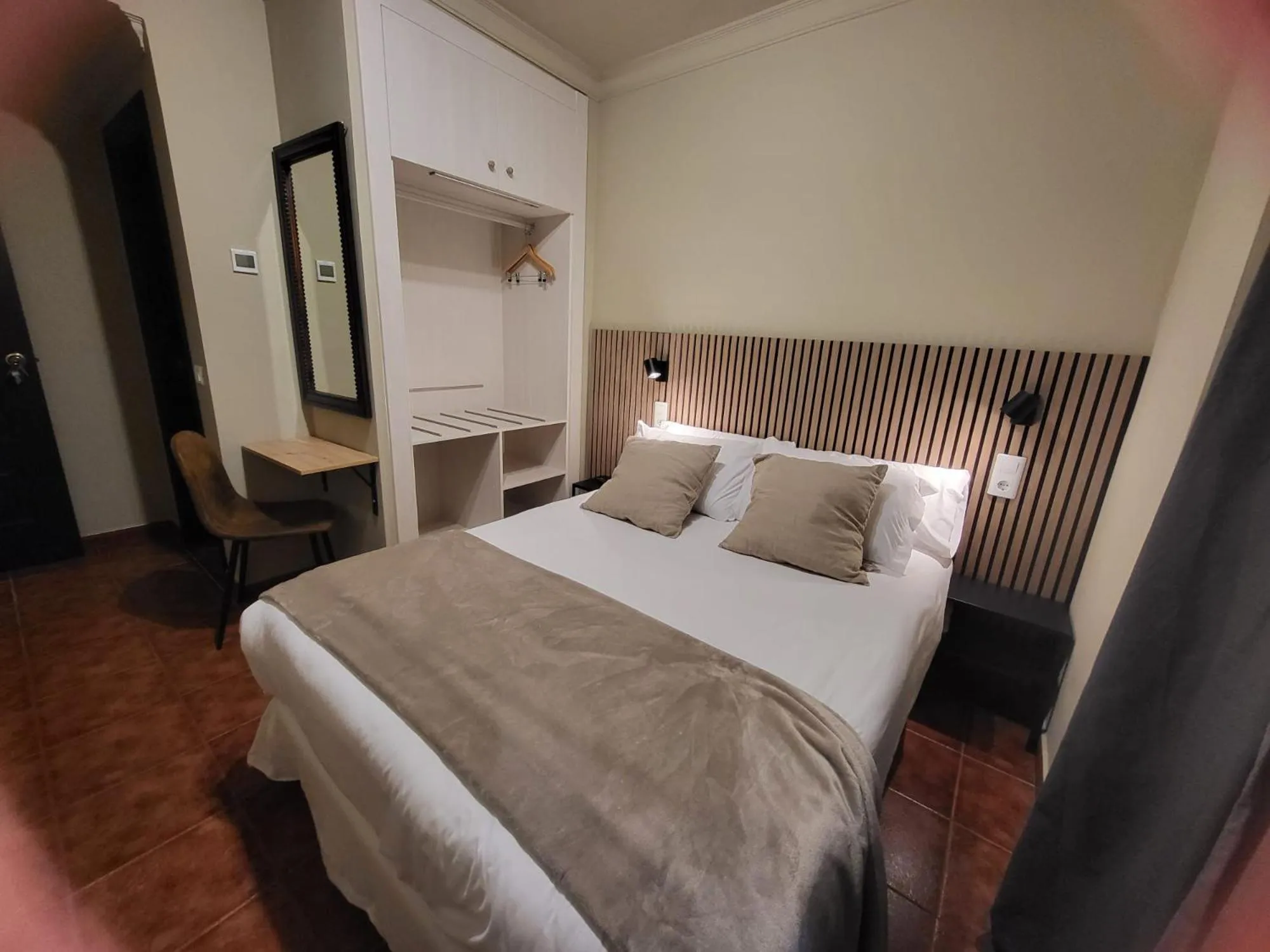 Property building, Bed in Hotel San Francisco