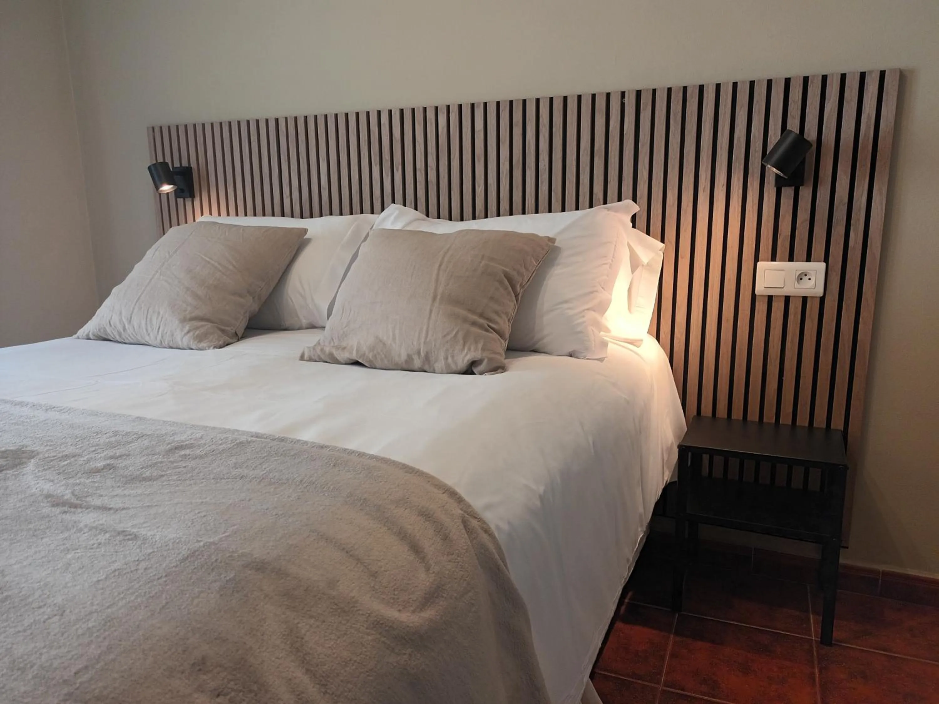 Property building, Bed in Hotel San Francisco