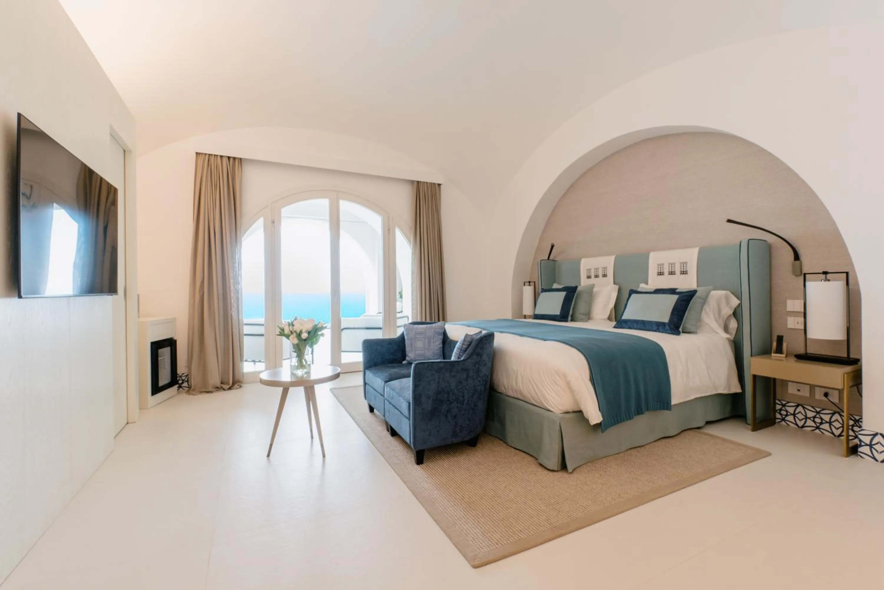 Patio, Bed in Palazzo M Capri