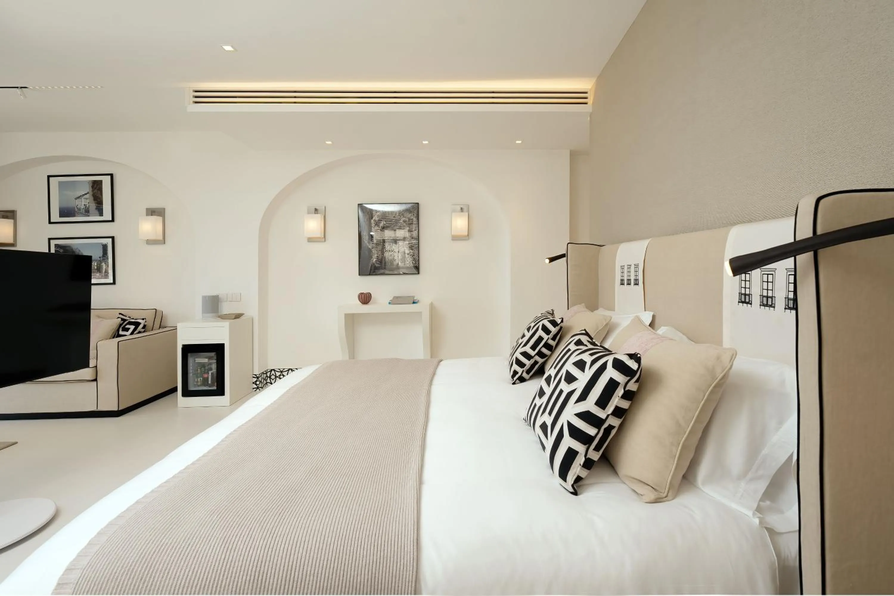 Bed in Palazzo M Capri