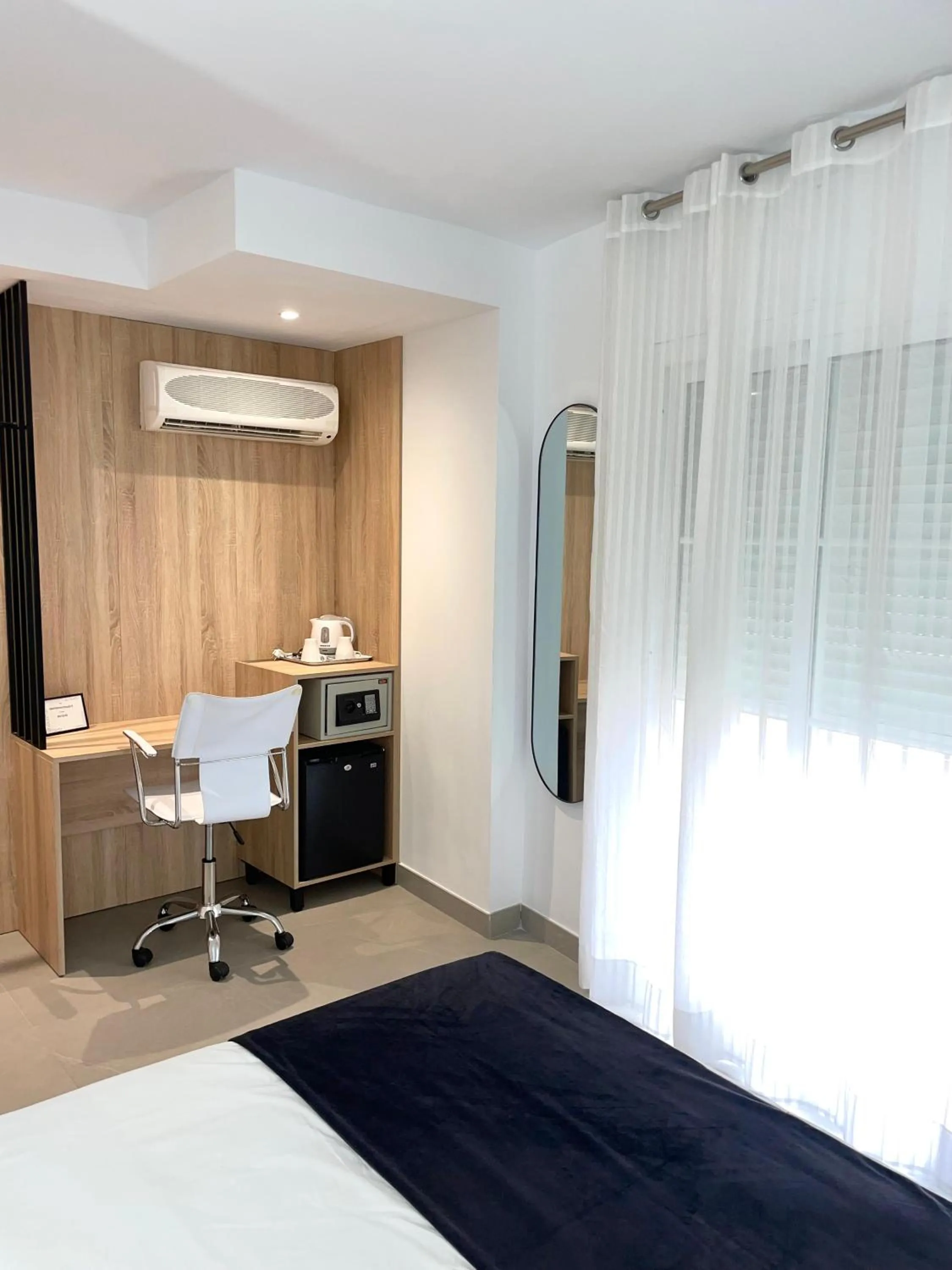 Bedroom, Bed in Apartamentos Abril