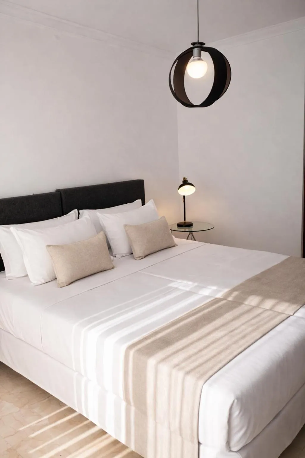Apartamentos Abril