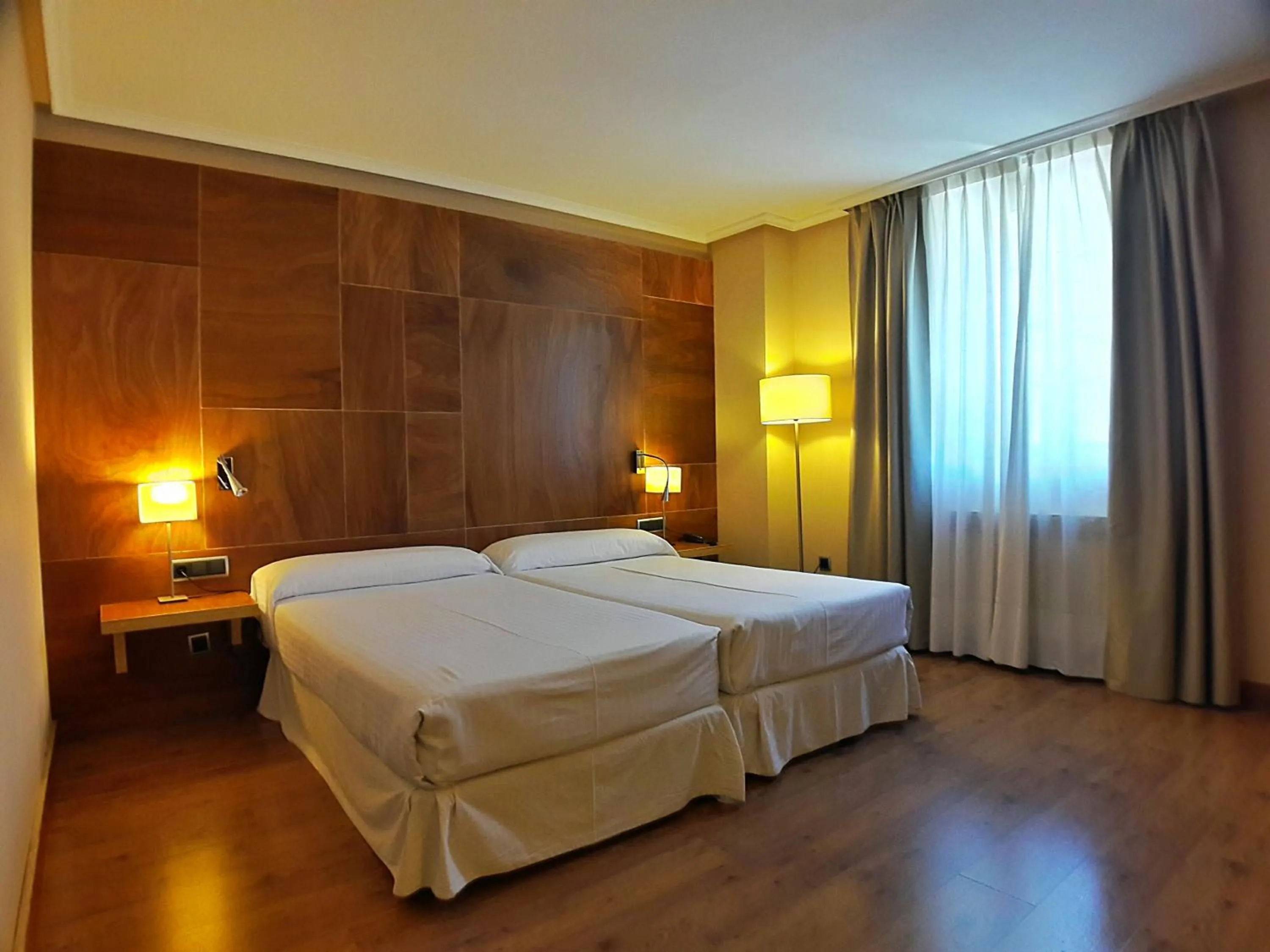 Property building, Bed in Hotel Picos de Europa
