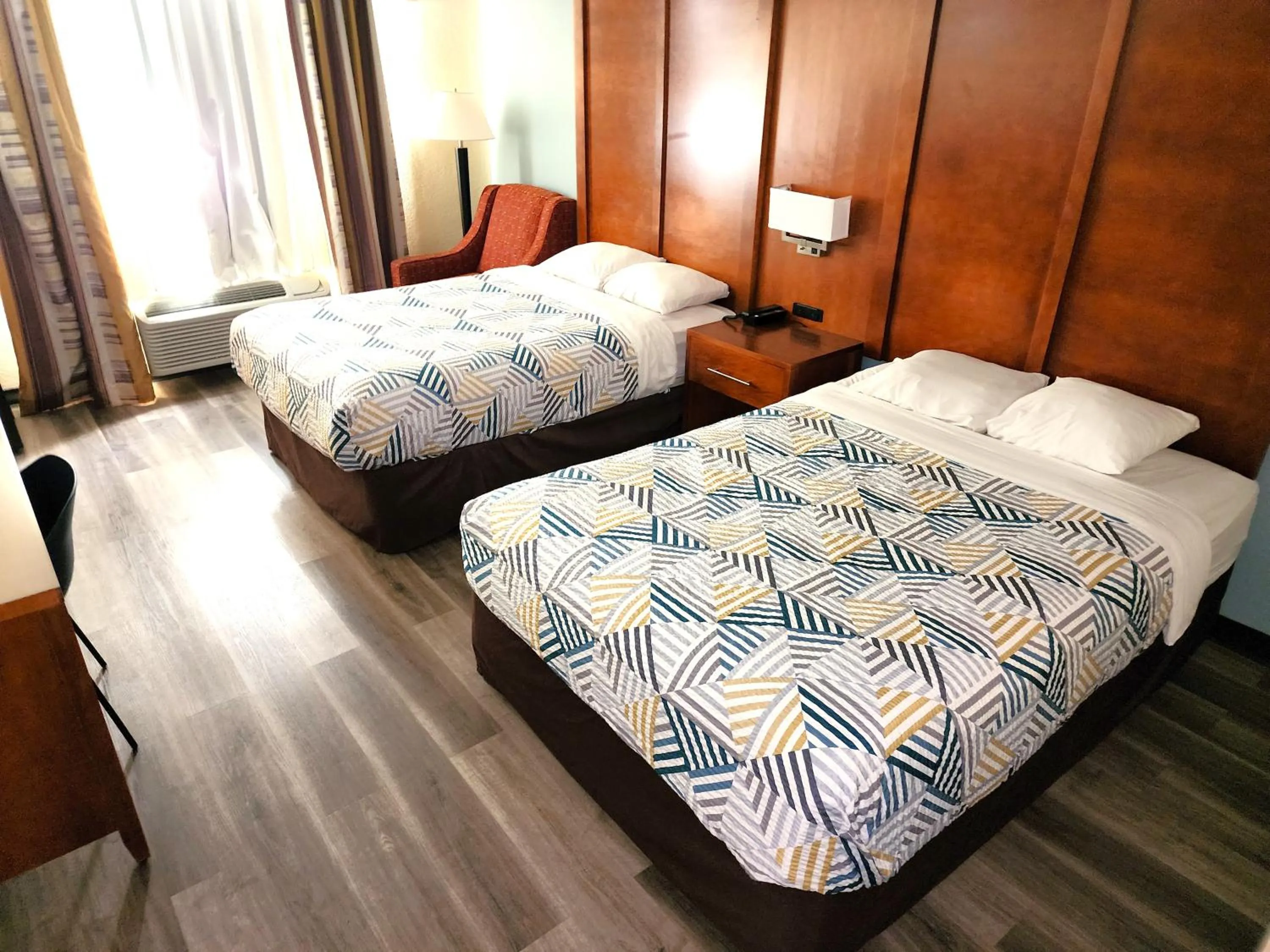 Bed in Suites Catonsville MD Baltimore West