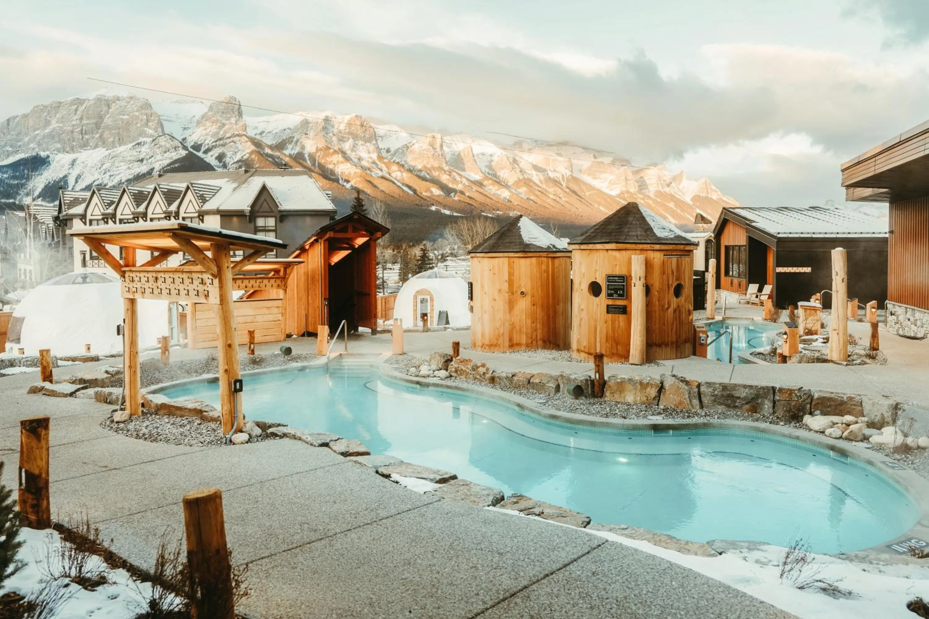 Spa and wellness centre/facilities in Everwild Canmore Hotel
