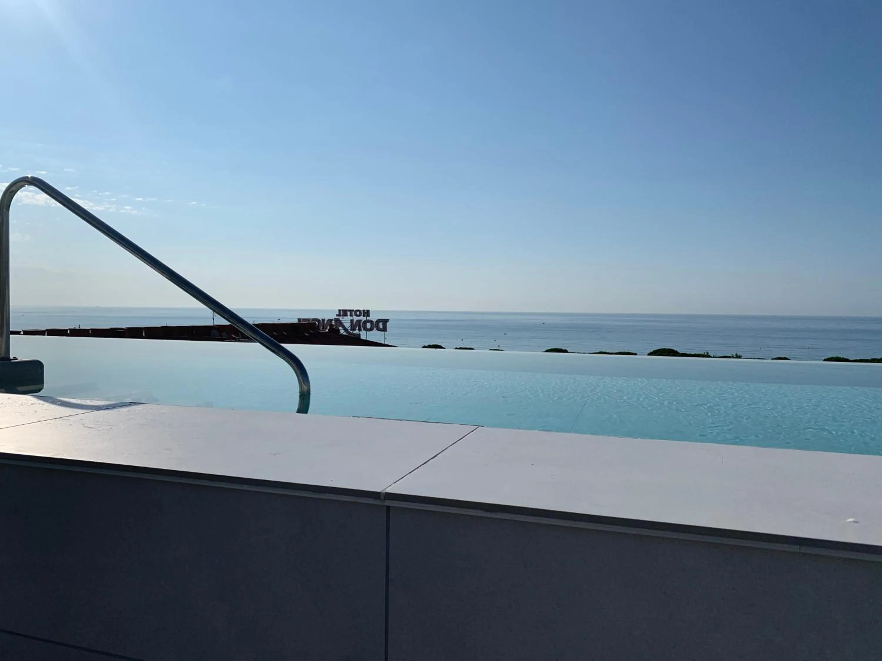 Swimming pool in Don Angel & SPA & Padel- Adults Recommended