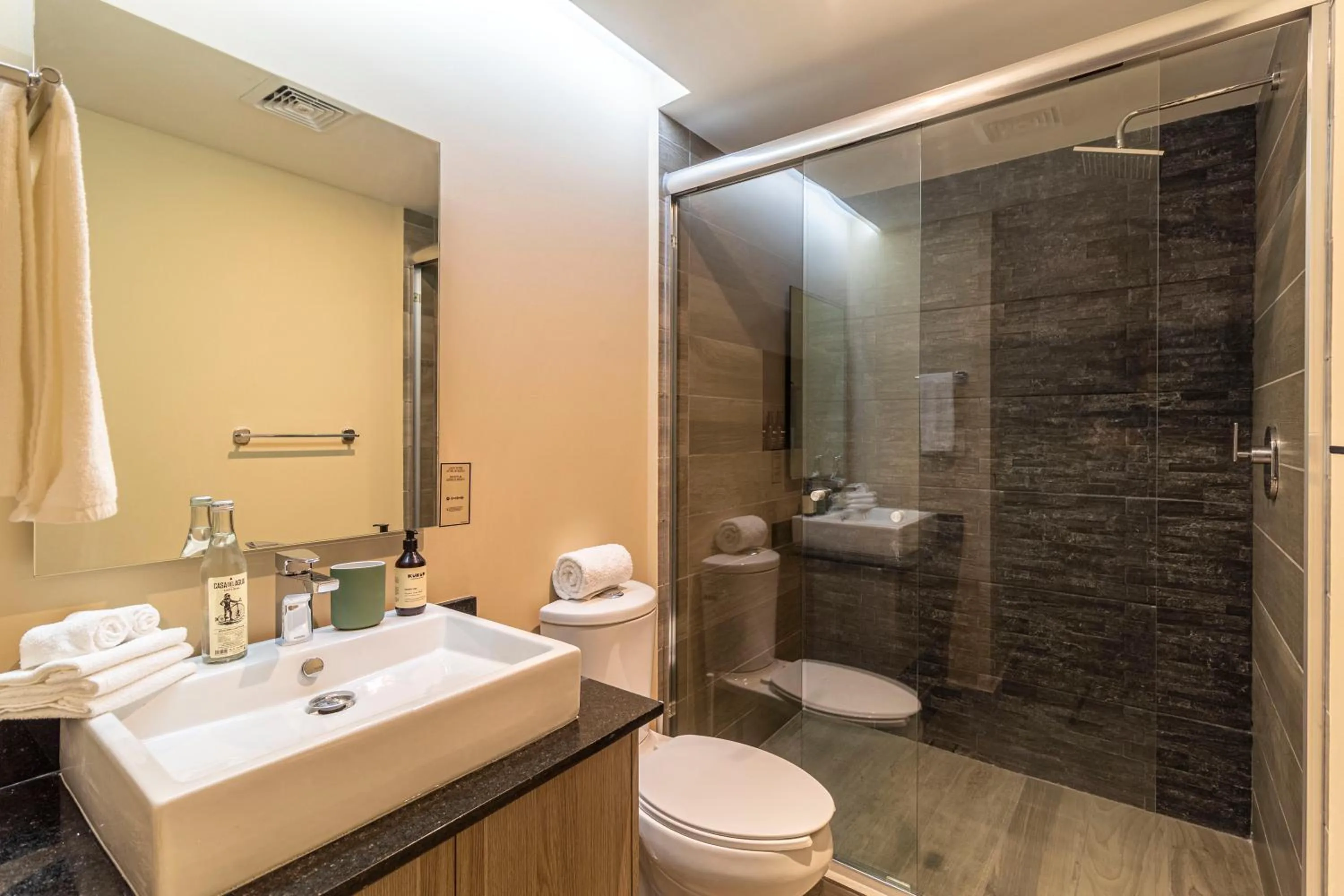 Bathroom in Casa Colima by Kukun