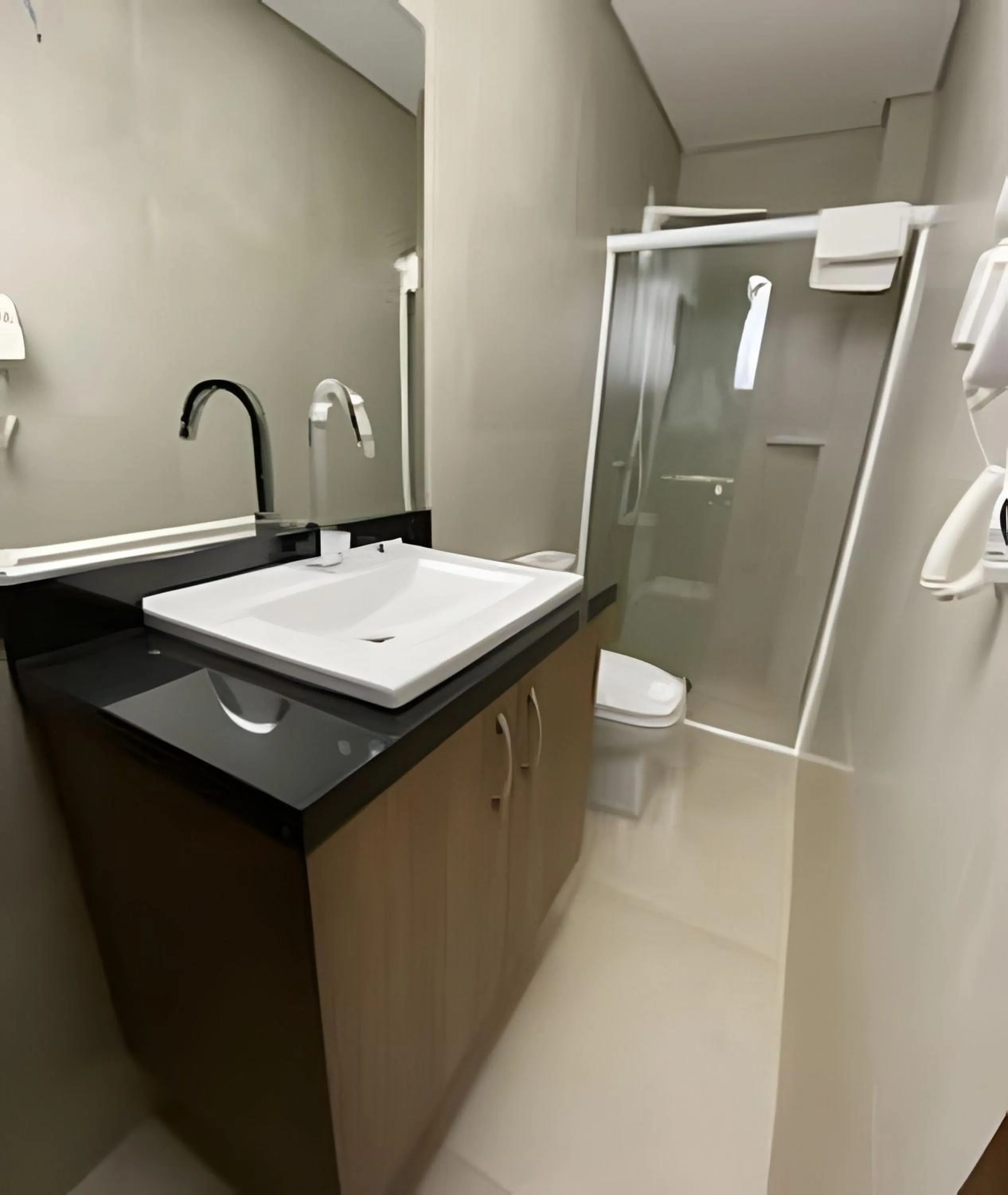 Toilet in Edifício Shalfa