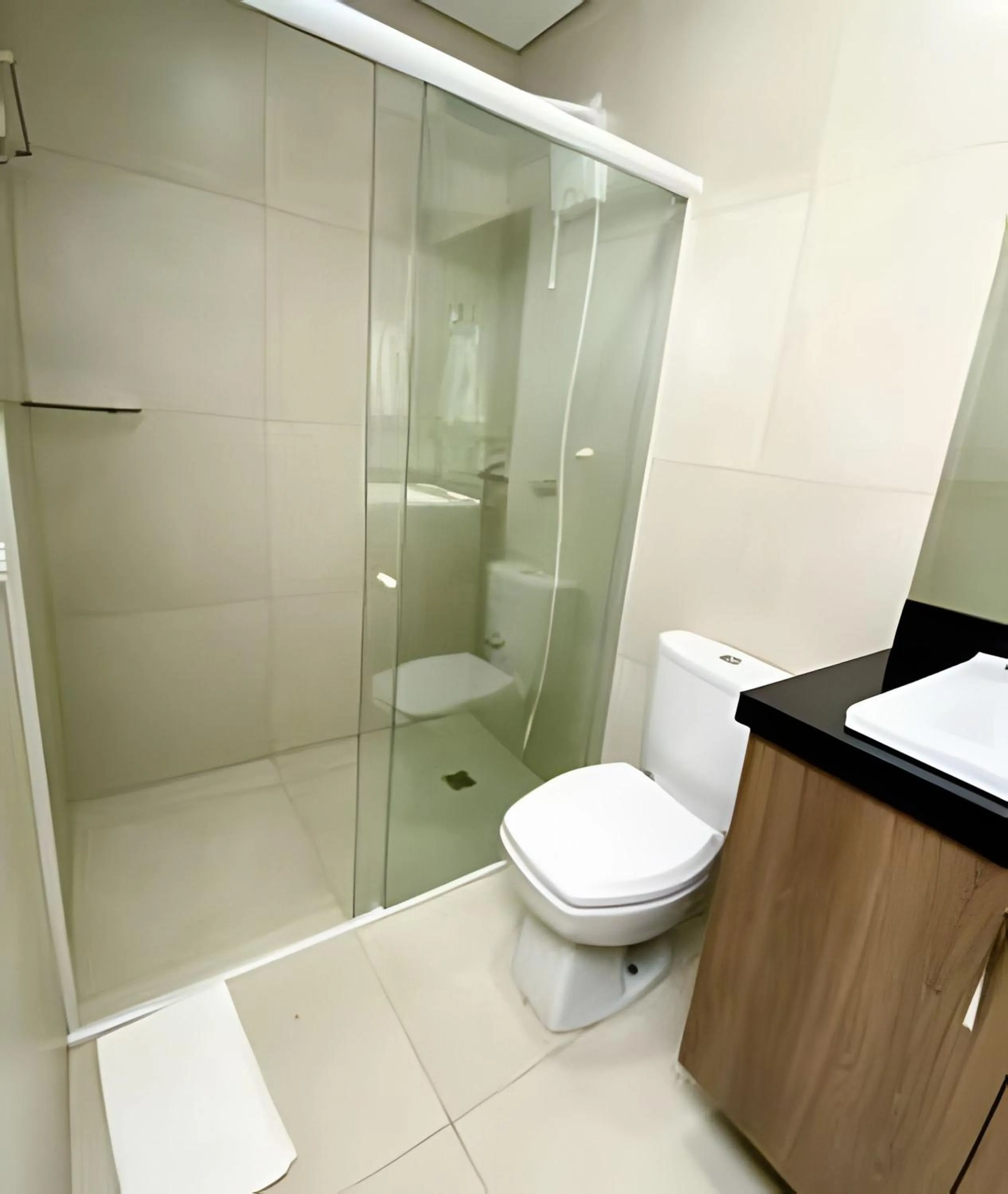 Toilet in Edifício Shalfa