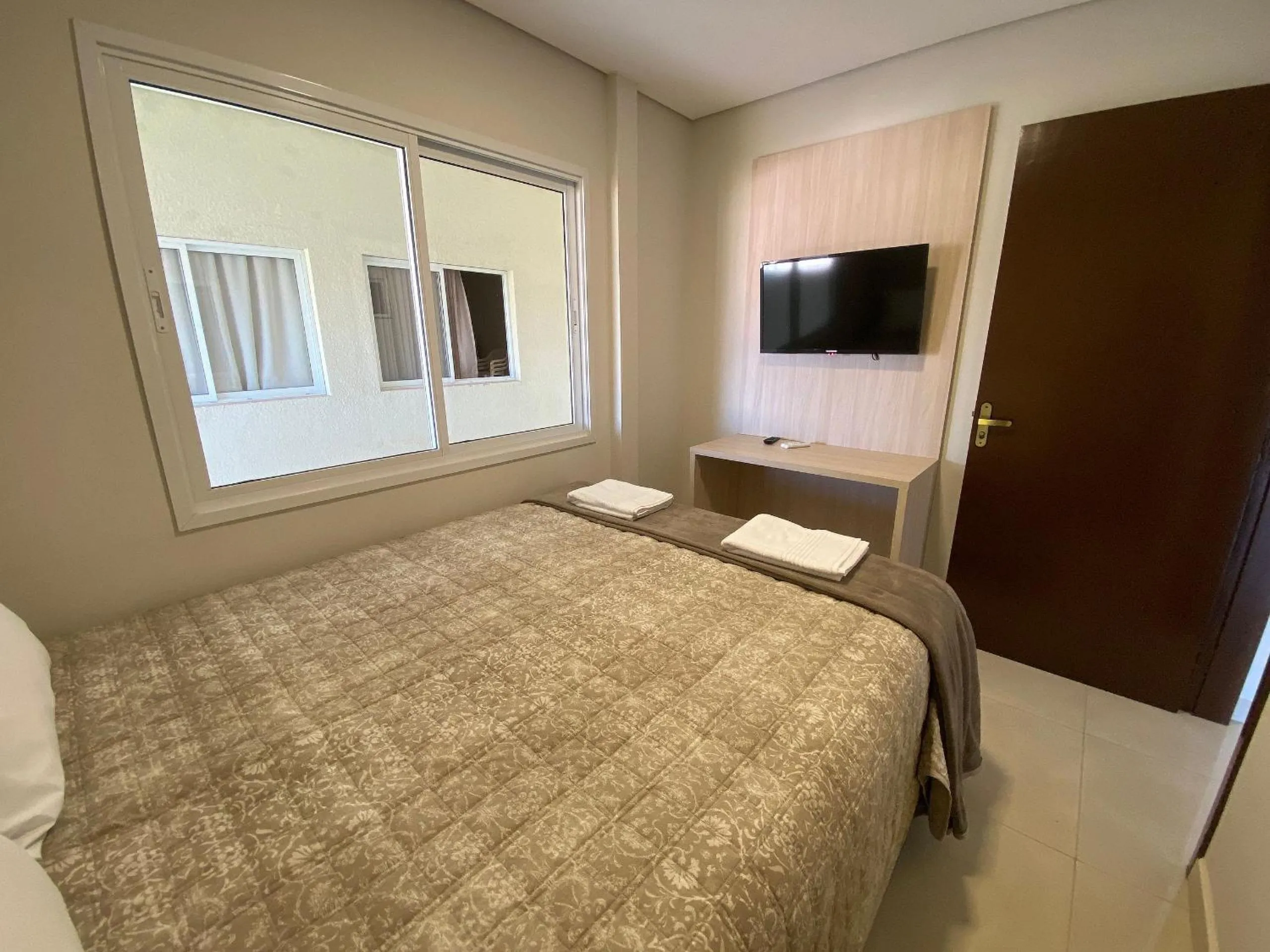 Bedroom, Bed in Edifício Shalfa