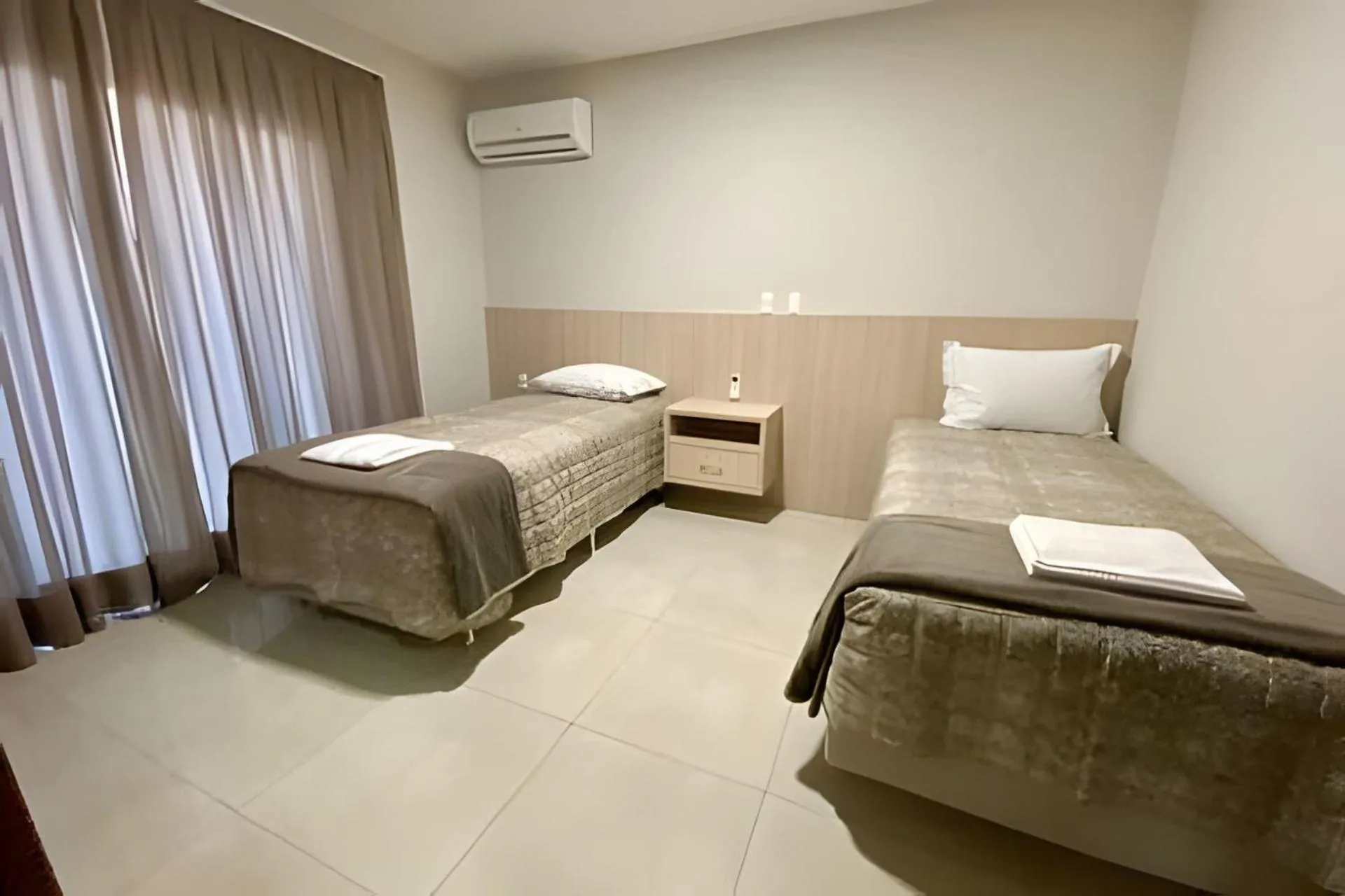 Bedroom, Bed in Edifício Shalfa