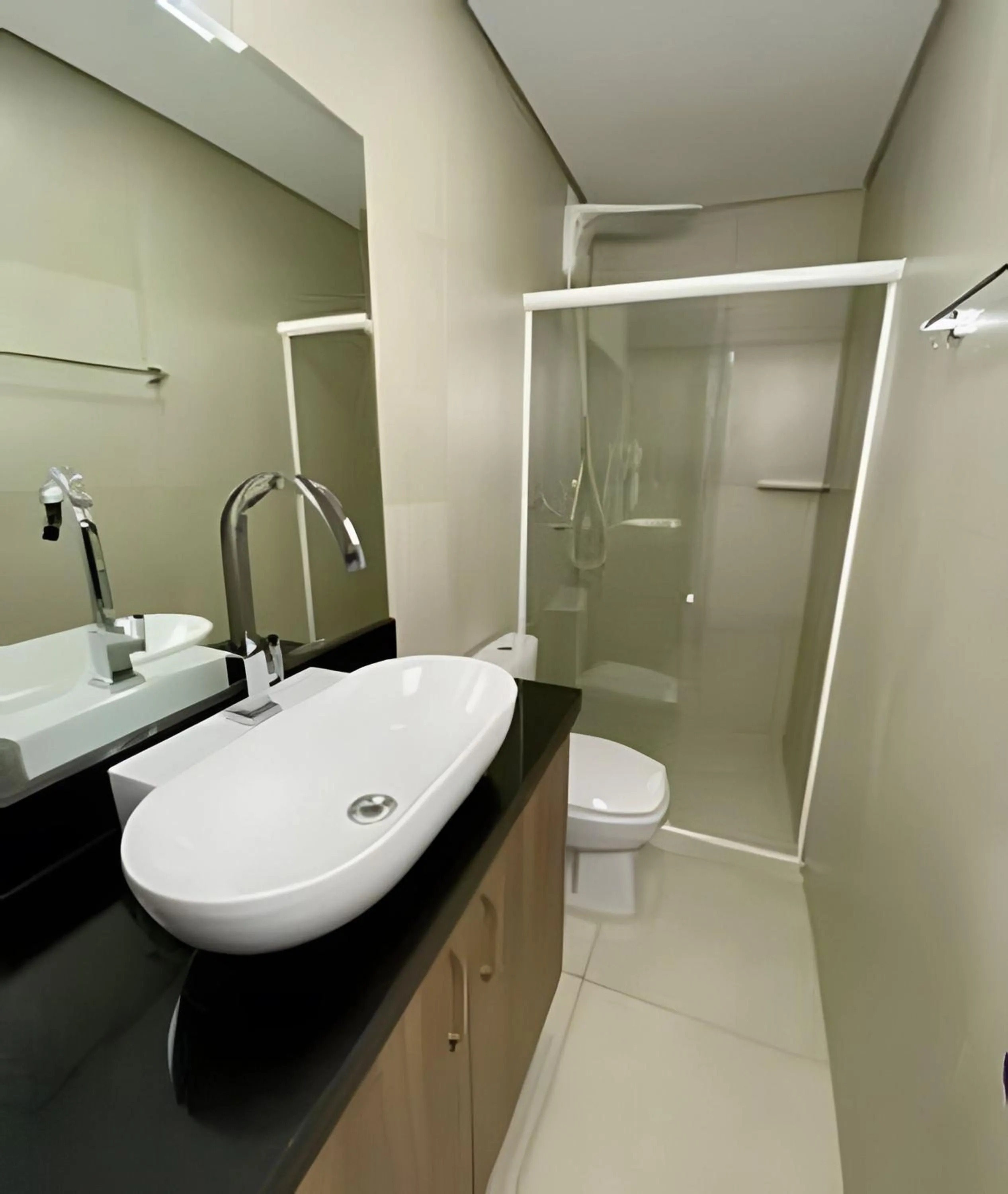 Toilet in Edifício Shalfa