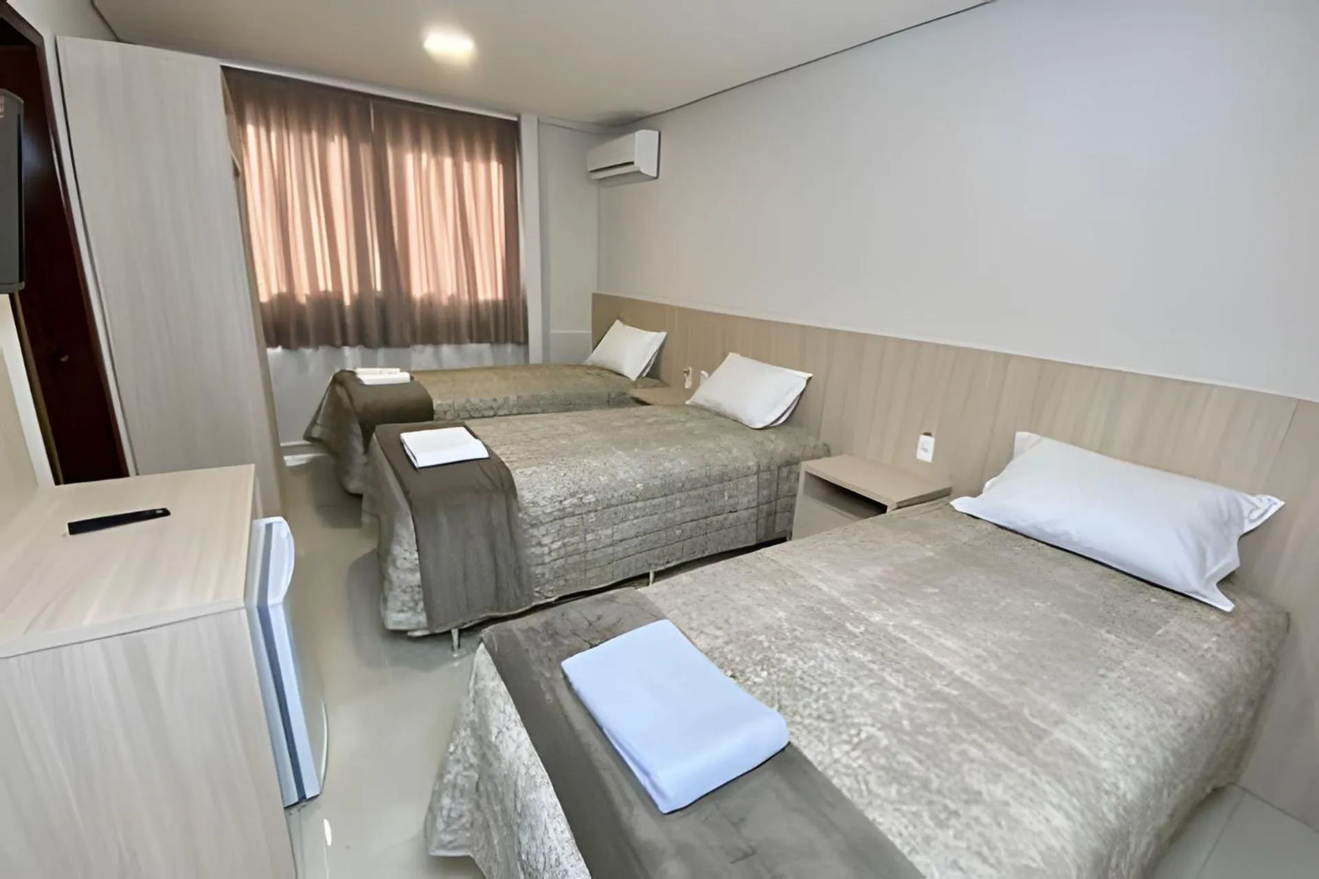 Bedroom, Bed in Edifício Shalfa