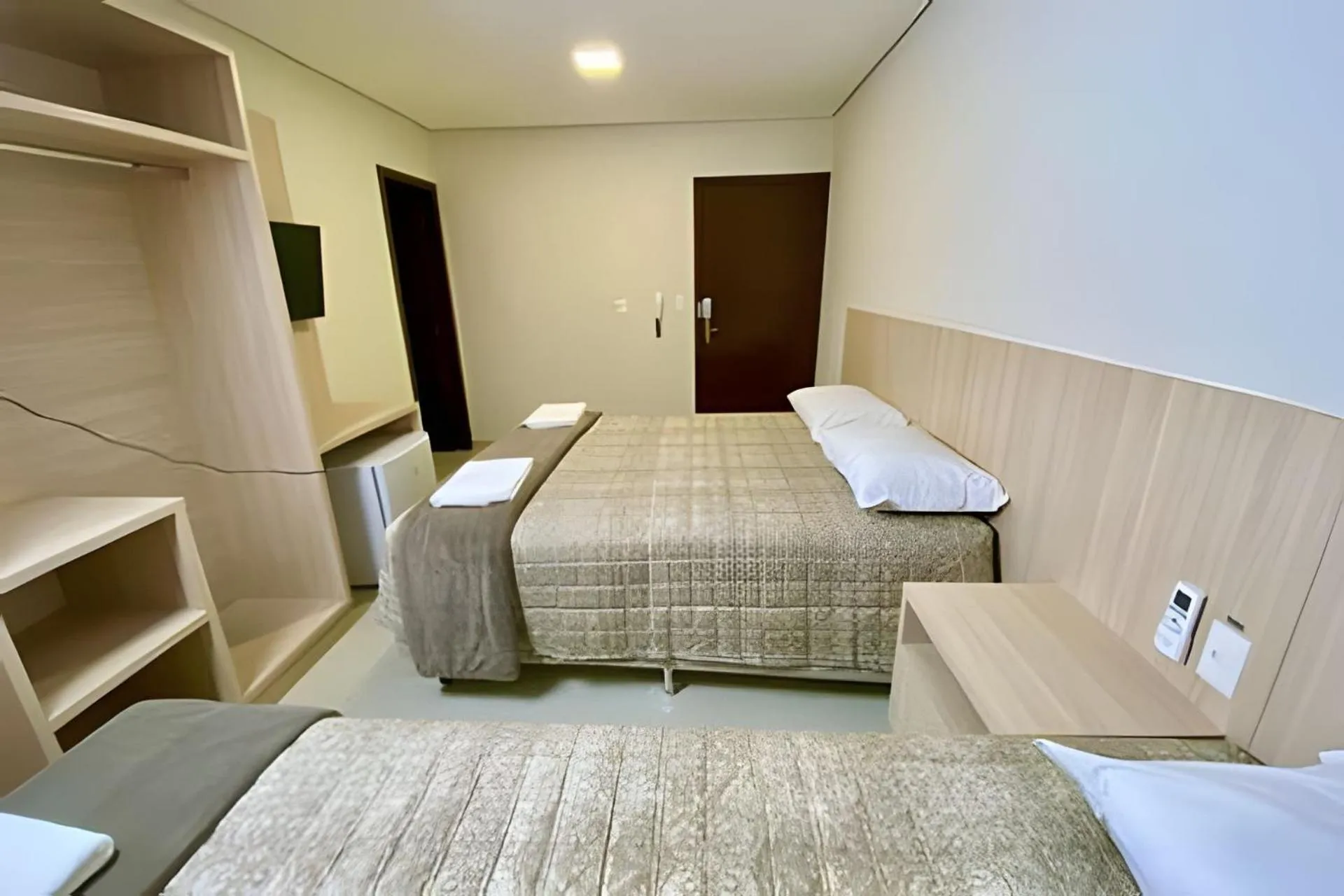 Photo of the whole room, Bed in Edifício Shalfa