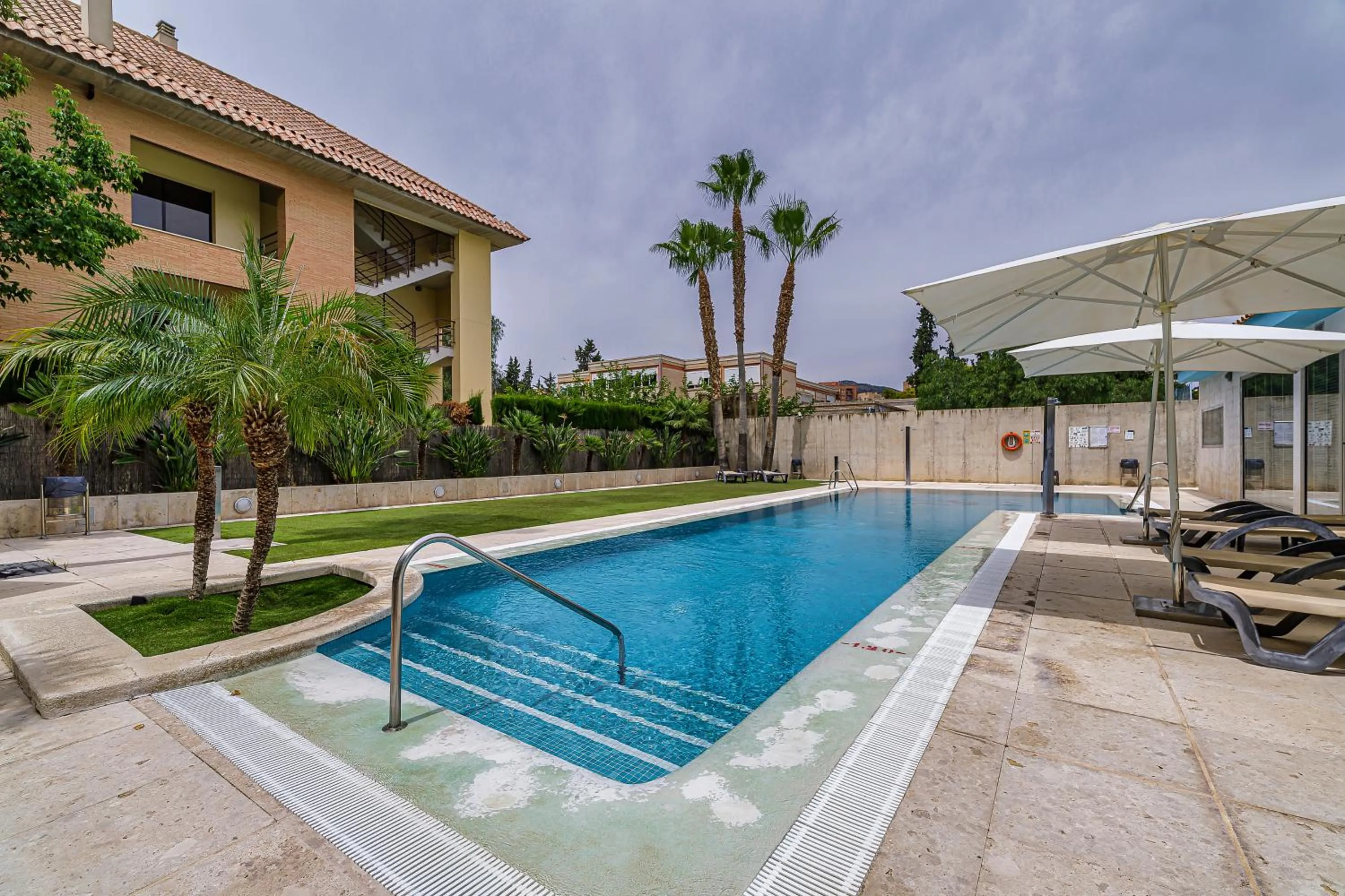 Swimming pool in Spa Jardines de Lorca
