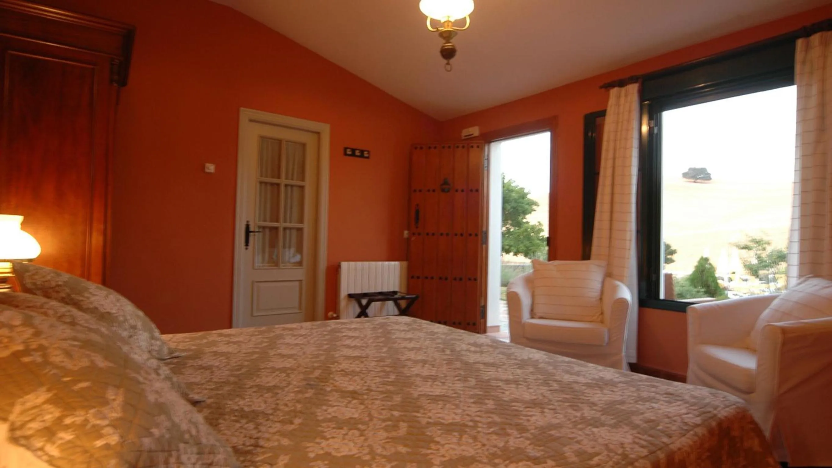 Photo of the whole room, Bed in Hotel Cortijo Las Piletas
