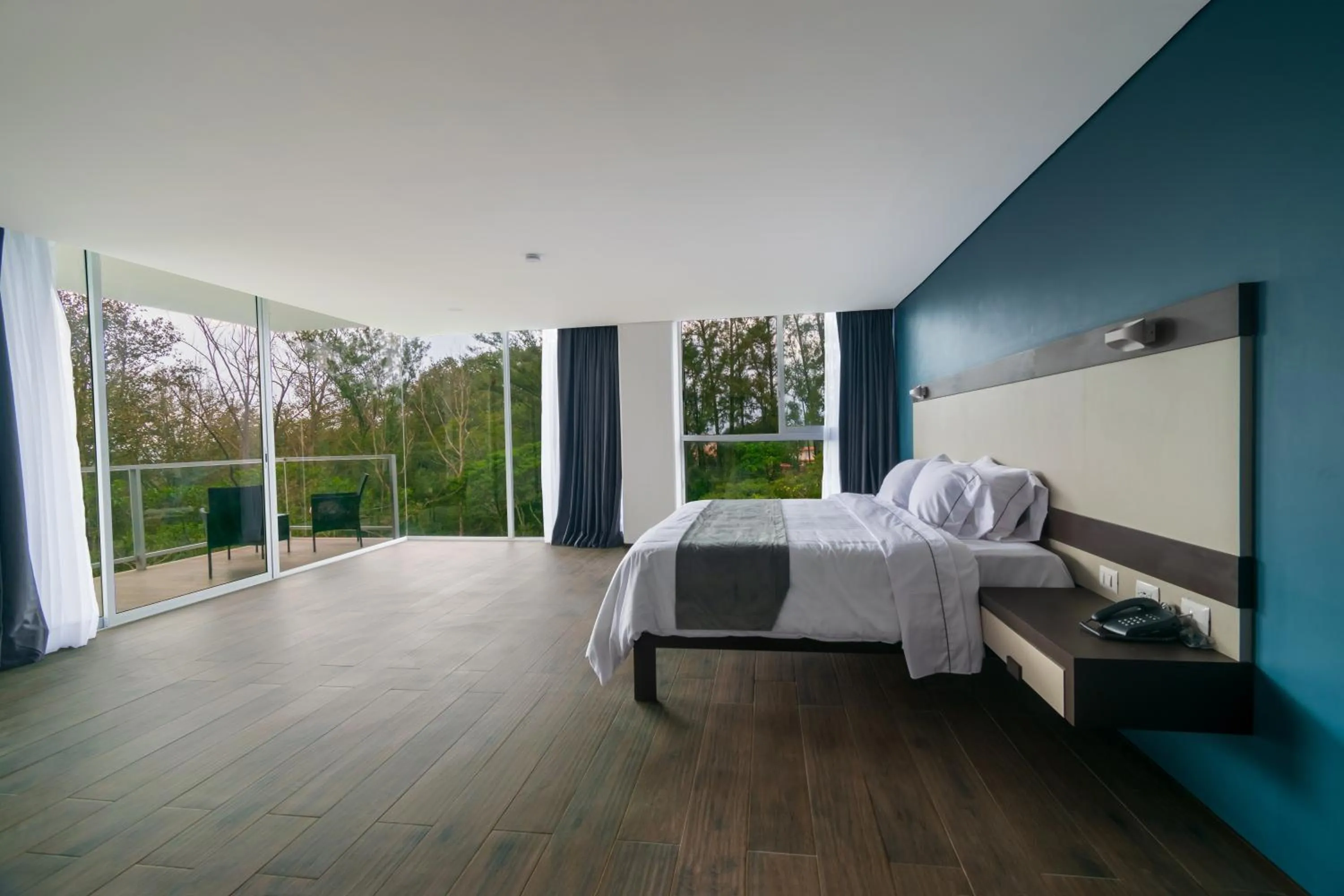 Photo of the whole room, Bed in Hotel Balcón del Parque