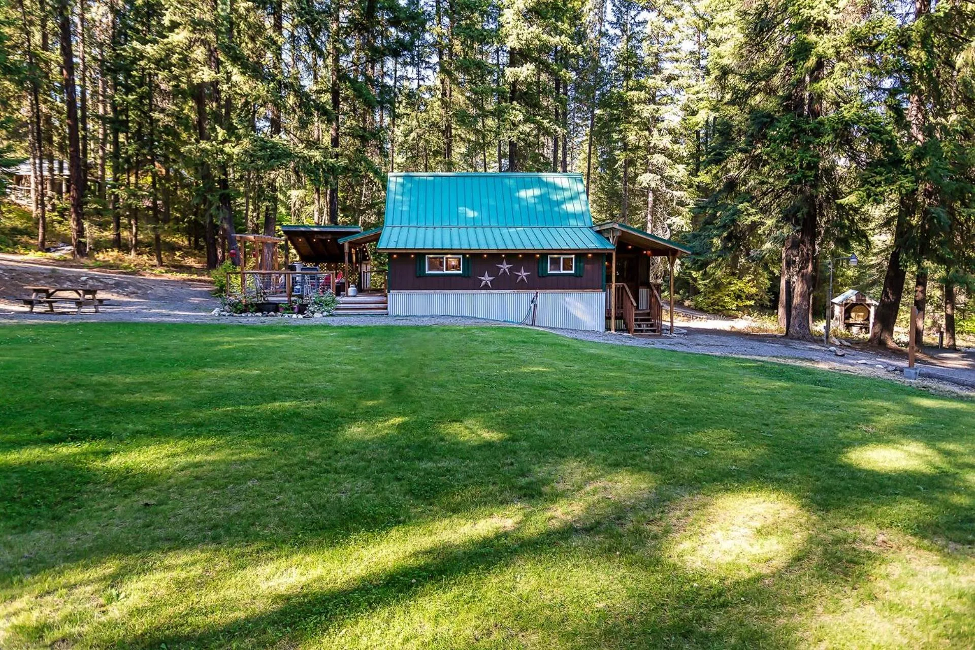 Property building in Camp David by NW Comfy Cabins