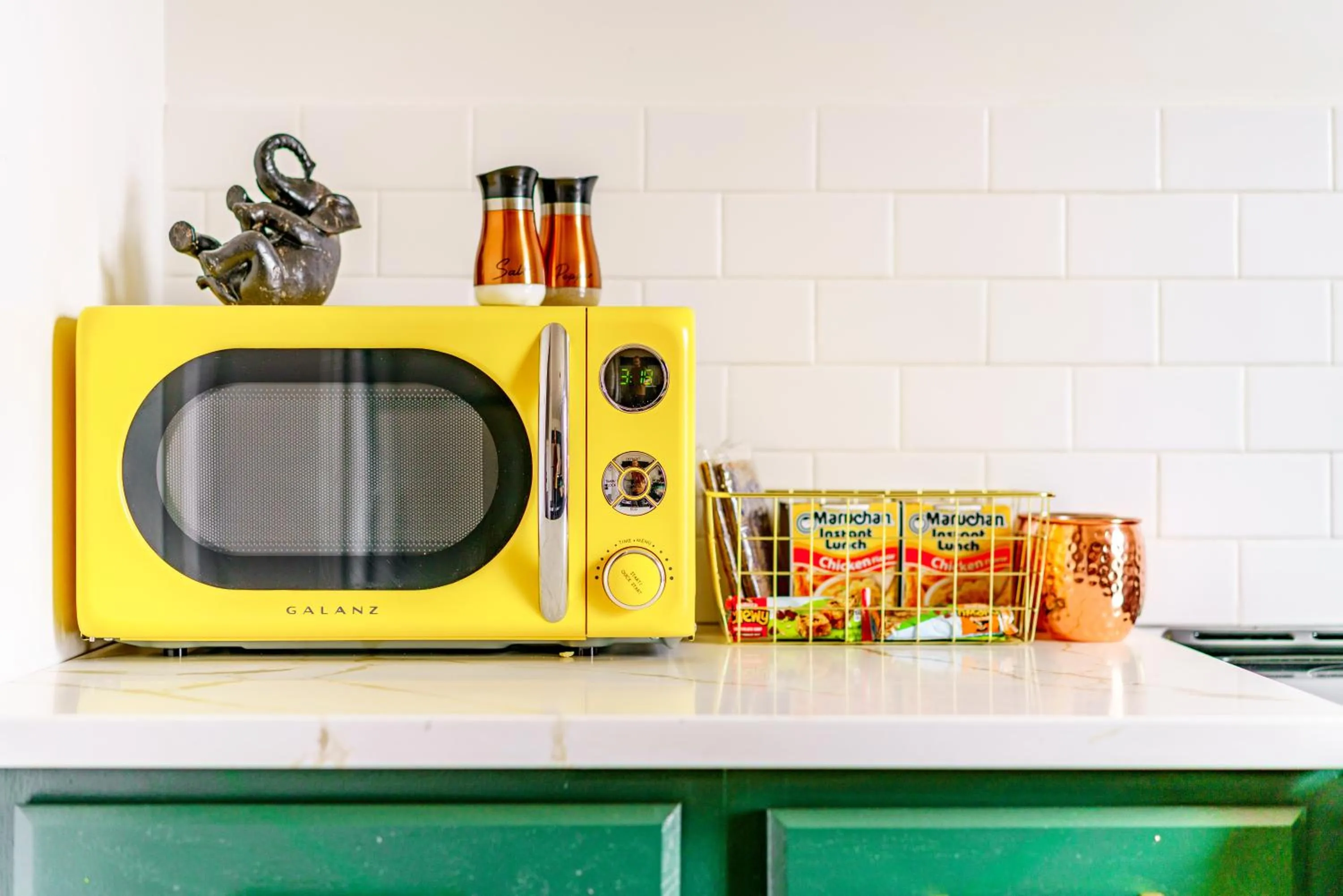 Jungle House Luxury Stays - Downtown Chillicothe