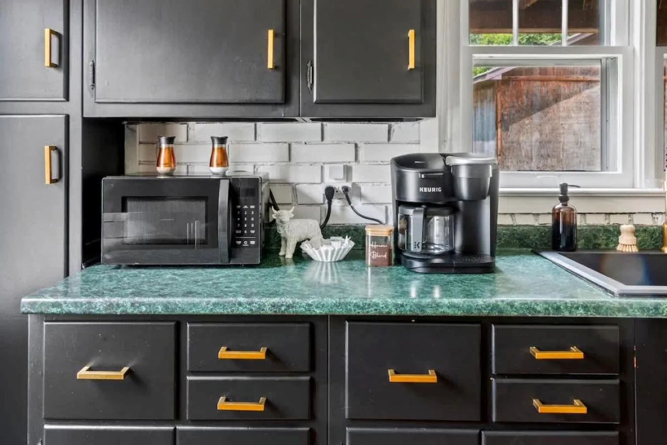 Jungle House Luxury Stays - Downtown Chillicothe