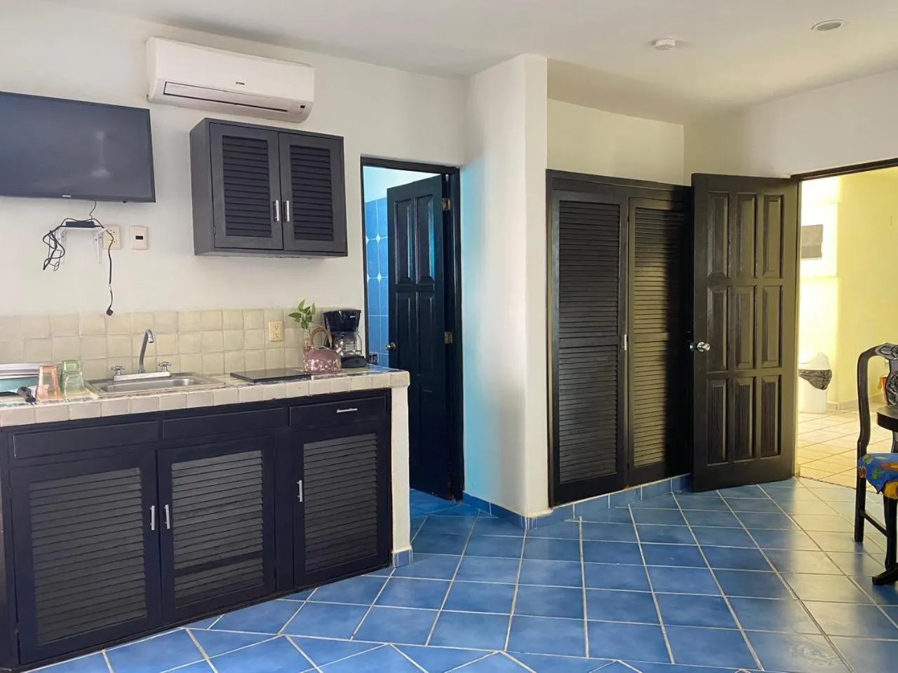 Dining area in Hotel Castillo Del Mar - 5 Th Ave