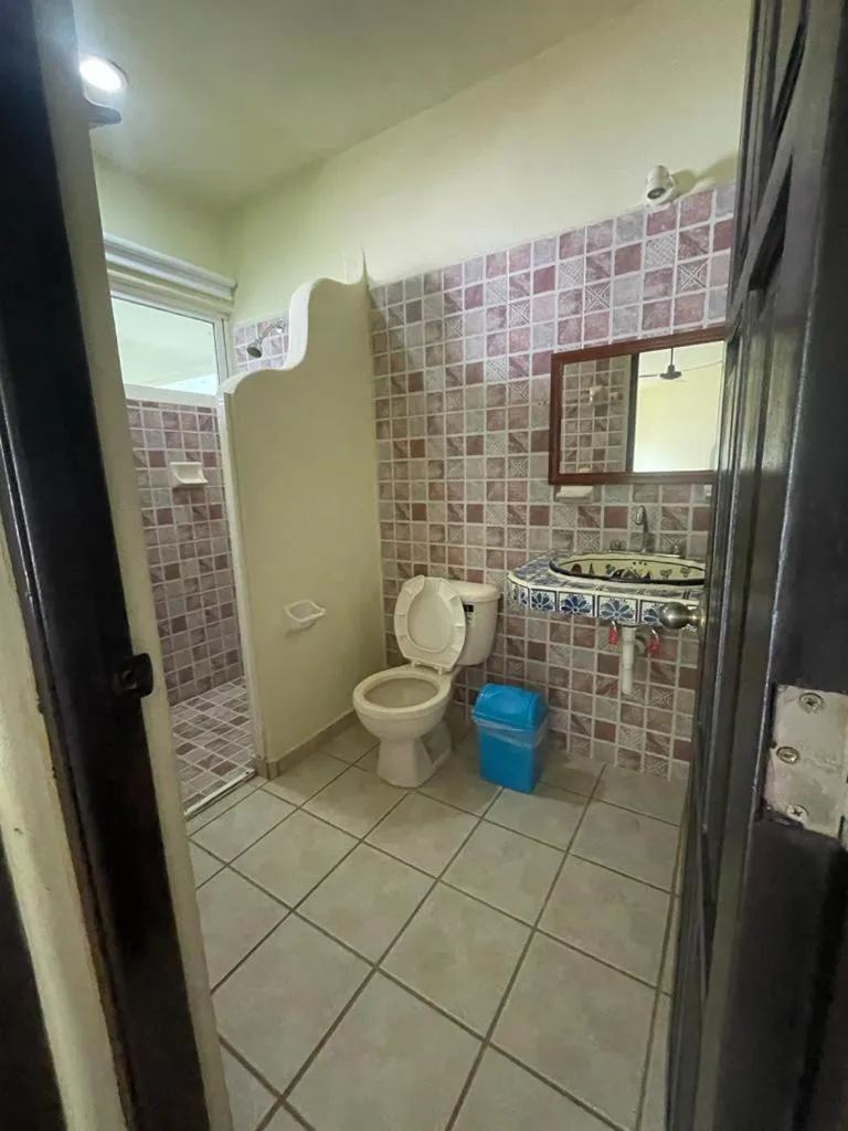 Shower in Hotel Castillo Del Mar - 5 Th Ave