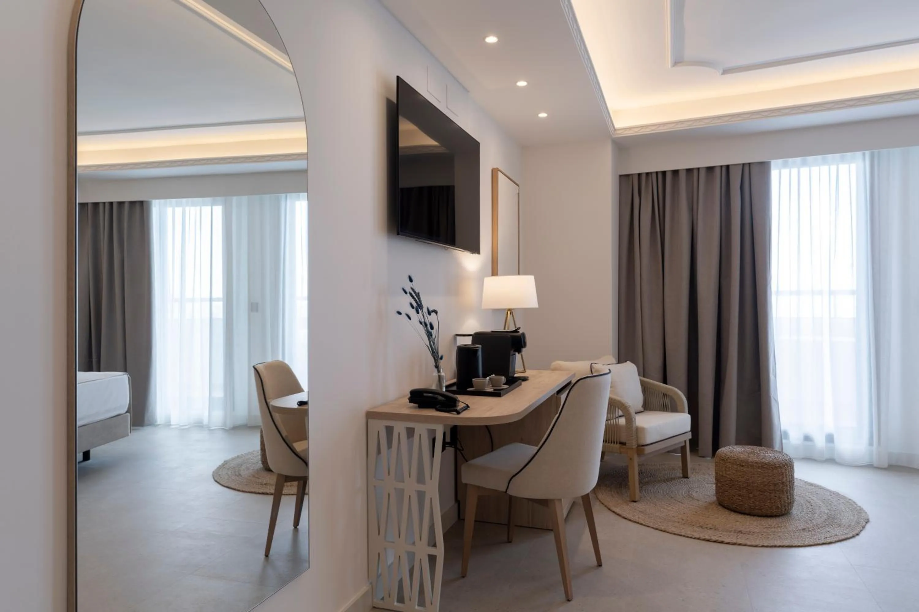 TV and multimedia in PONTIANA Thalasso Hotel