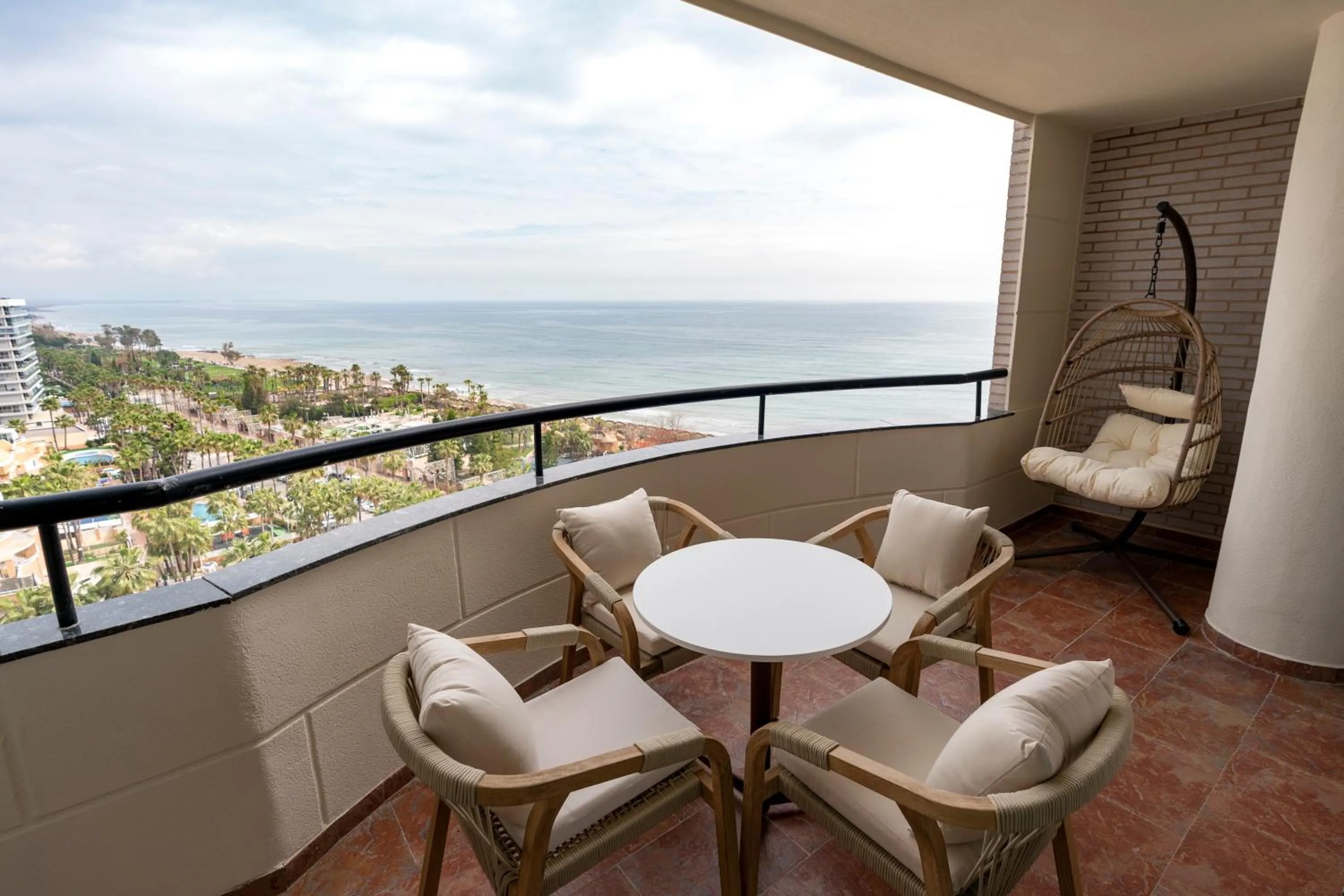 Day in PONTIANA Thalasso Hotel
