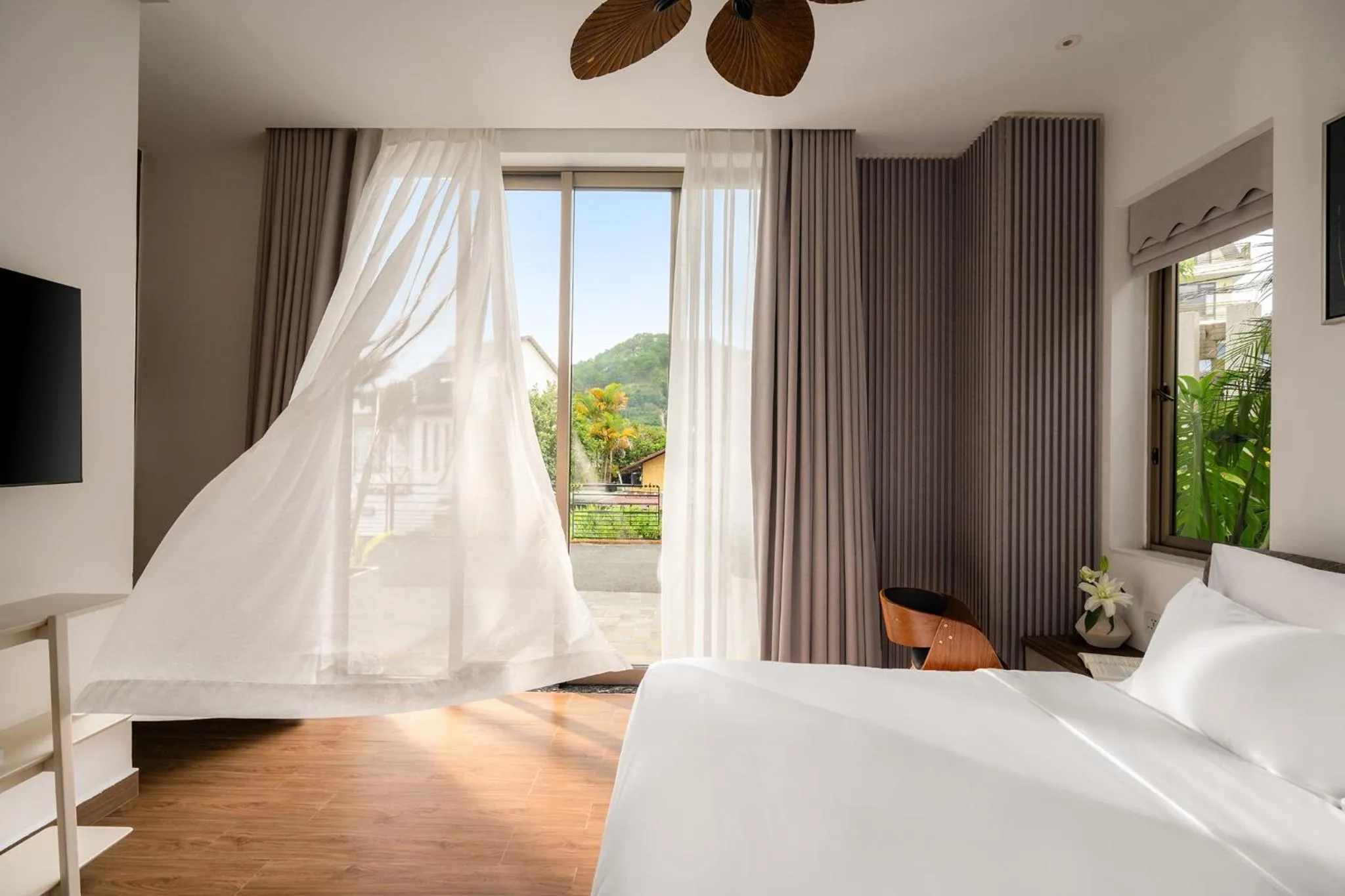 Bed in Payon Dalat Villa