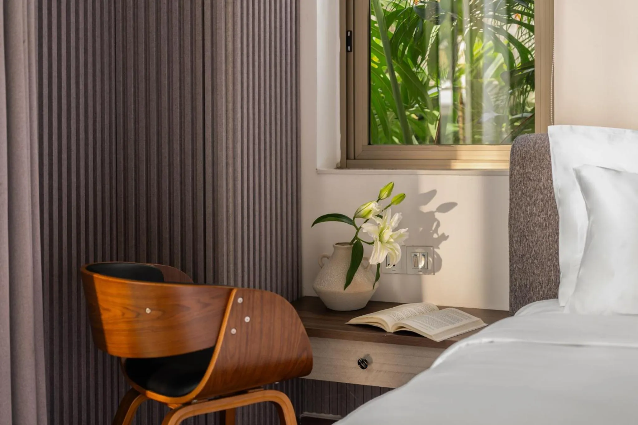 Bed in Payon Dalat Villa