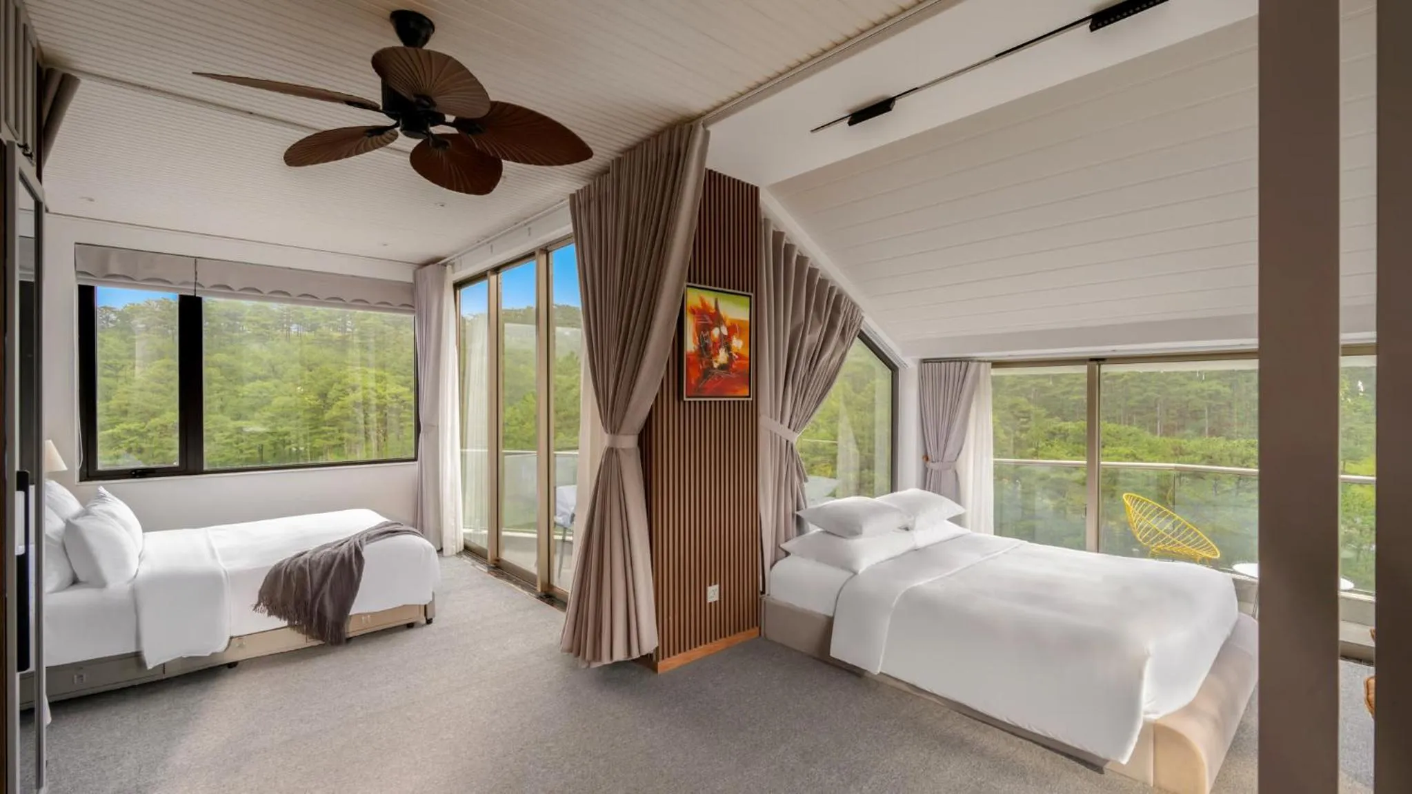 Bed in Payon Dalat Villa