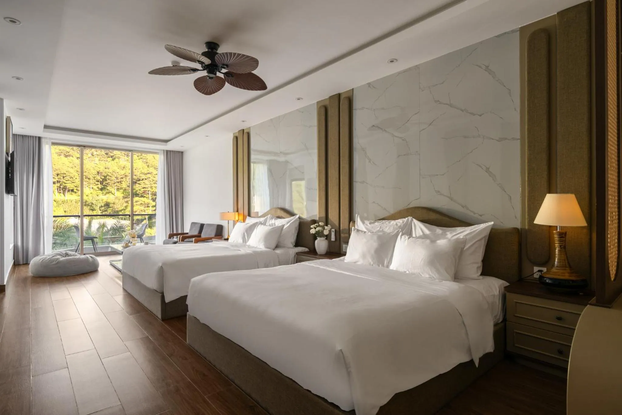 Bed in Payon Dalat Villa