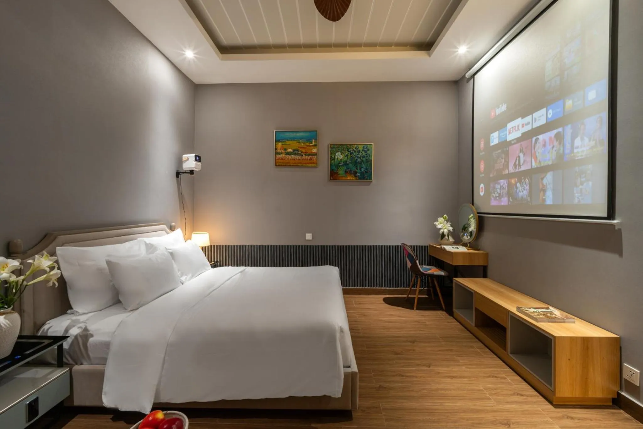 Bed in Payon Dalat Villa