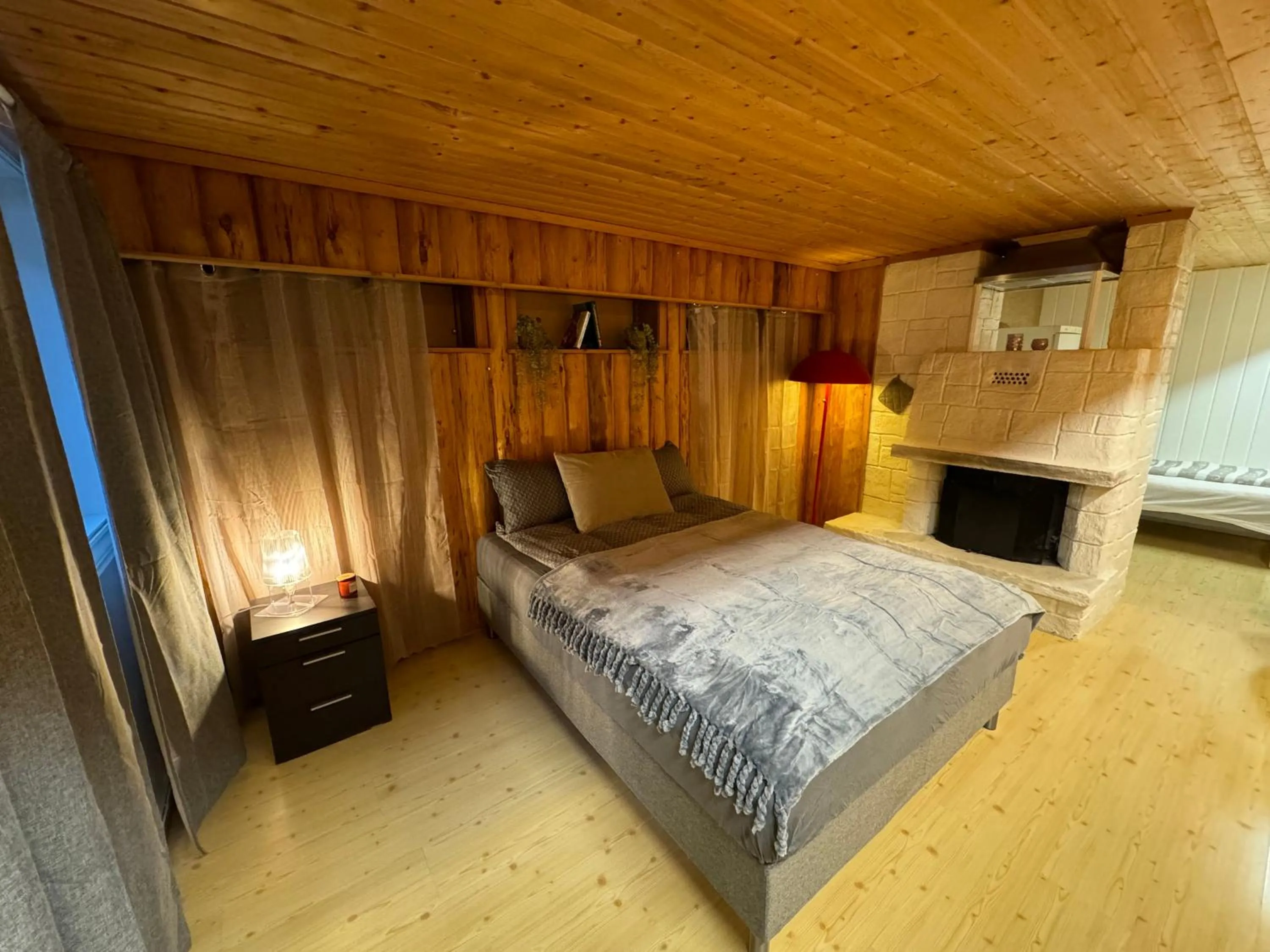 Double Room with Private Bathroom - single occupancy in Just Like Home