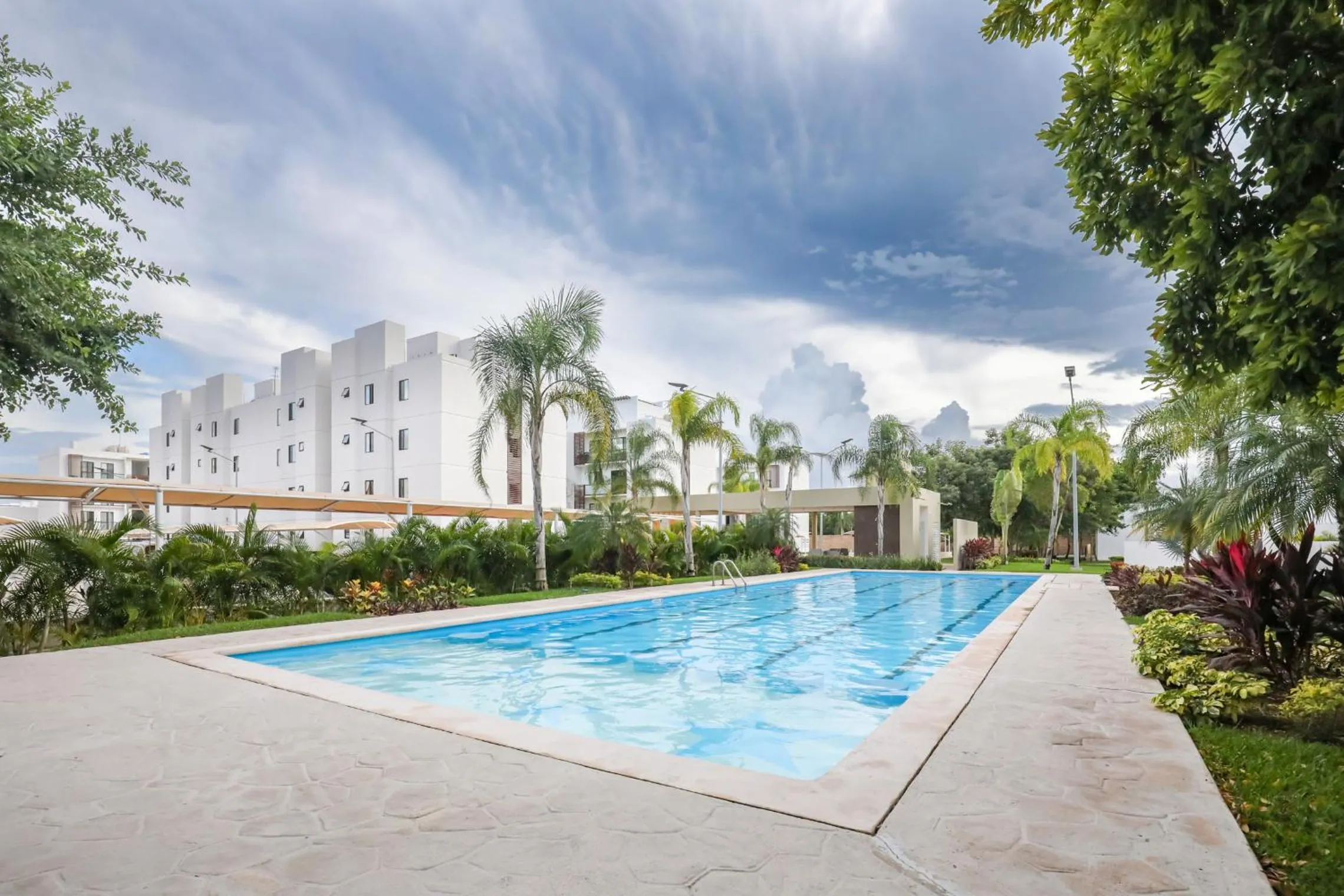 Pool view in Departamento Lirios Residencial para 5 Alberca