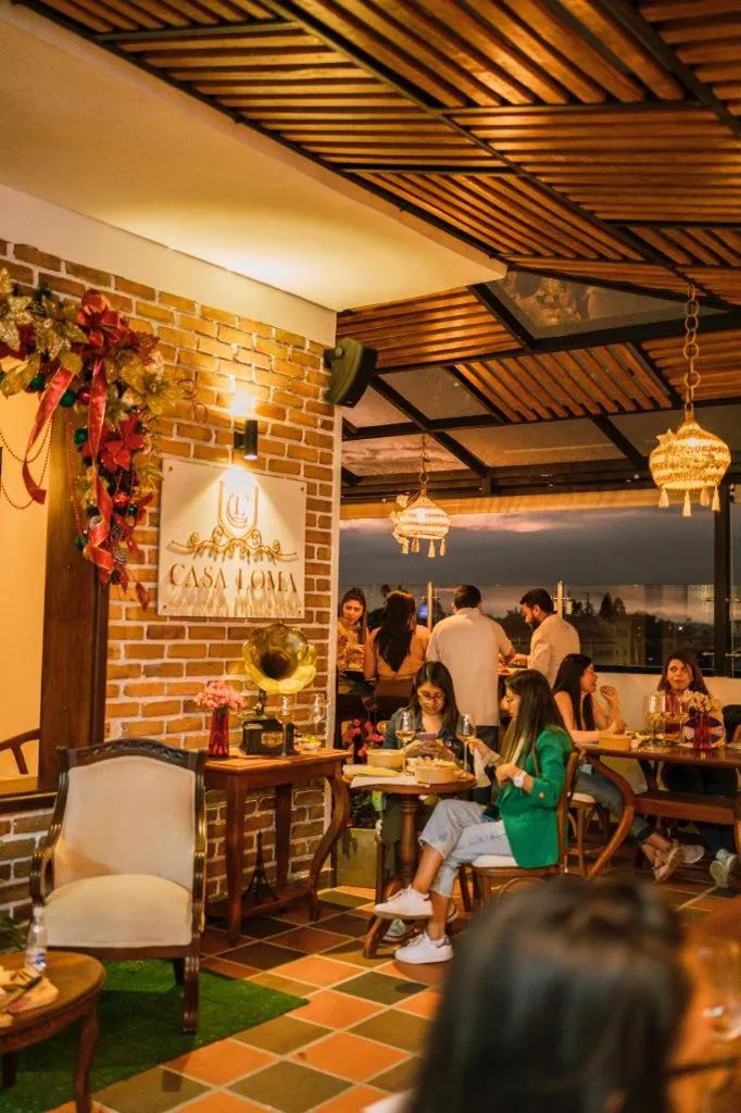 CASA LOMA HOTEL BOUTIQUE & TERRAZA GASTRO