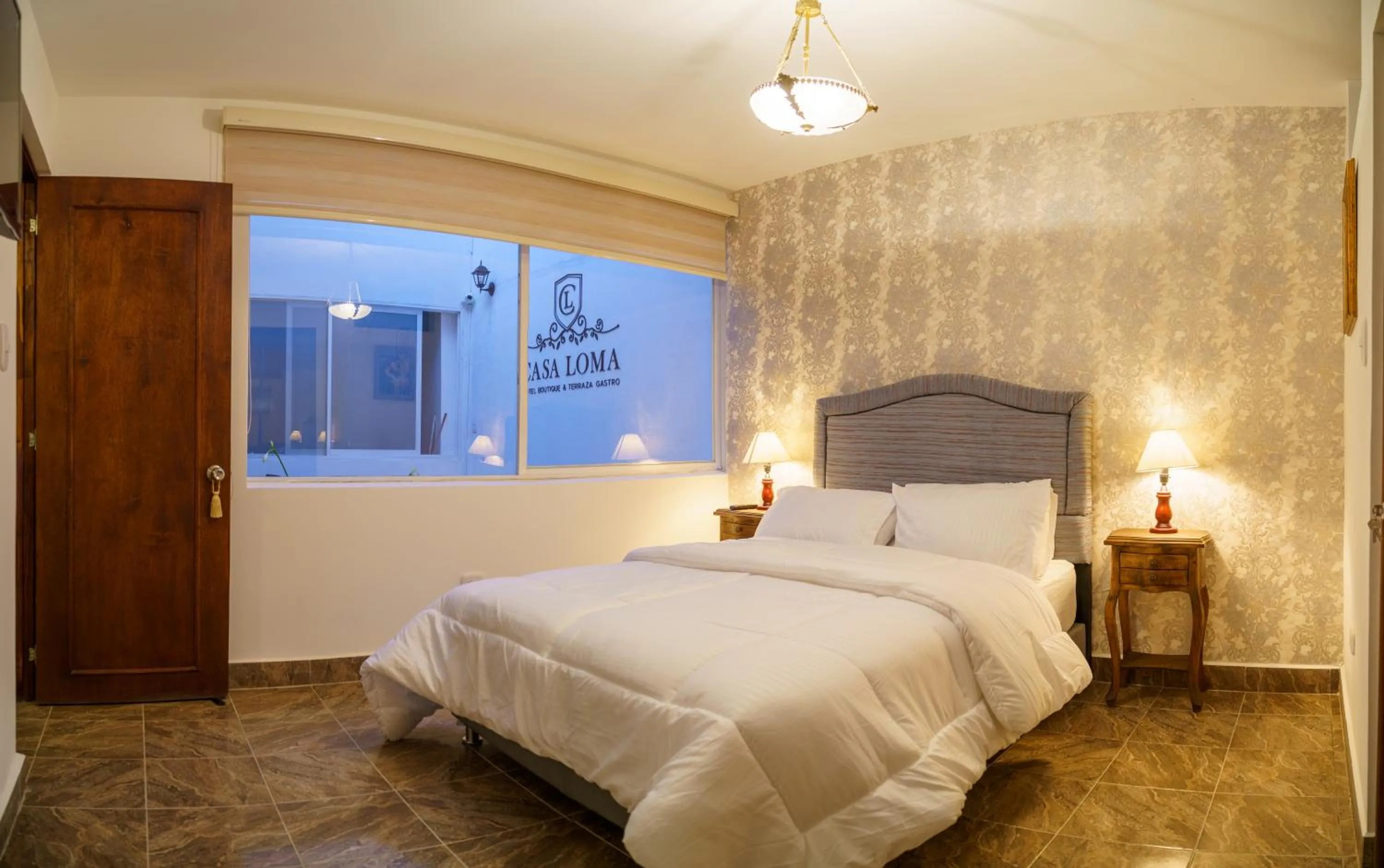 Restaurant/places to eat, Bed in CASA LOMA HOTEL BOUTIQUE & TERRAZA GASTRO