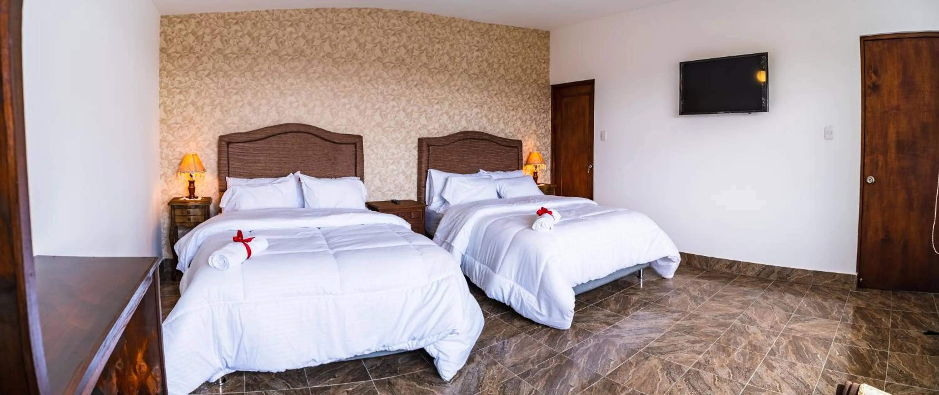 Restaurant/places to eat, Bed in CASA LOMA HOTEL BOUTIQUE & TERRAZA GASTRO