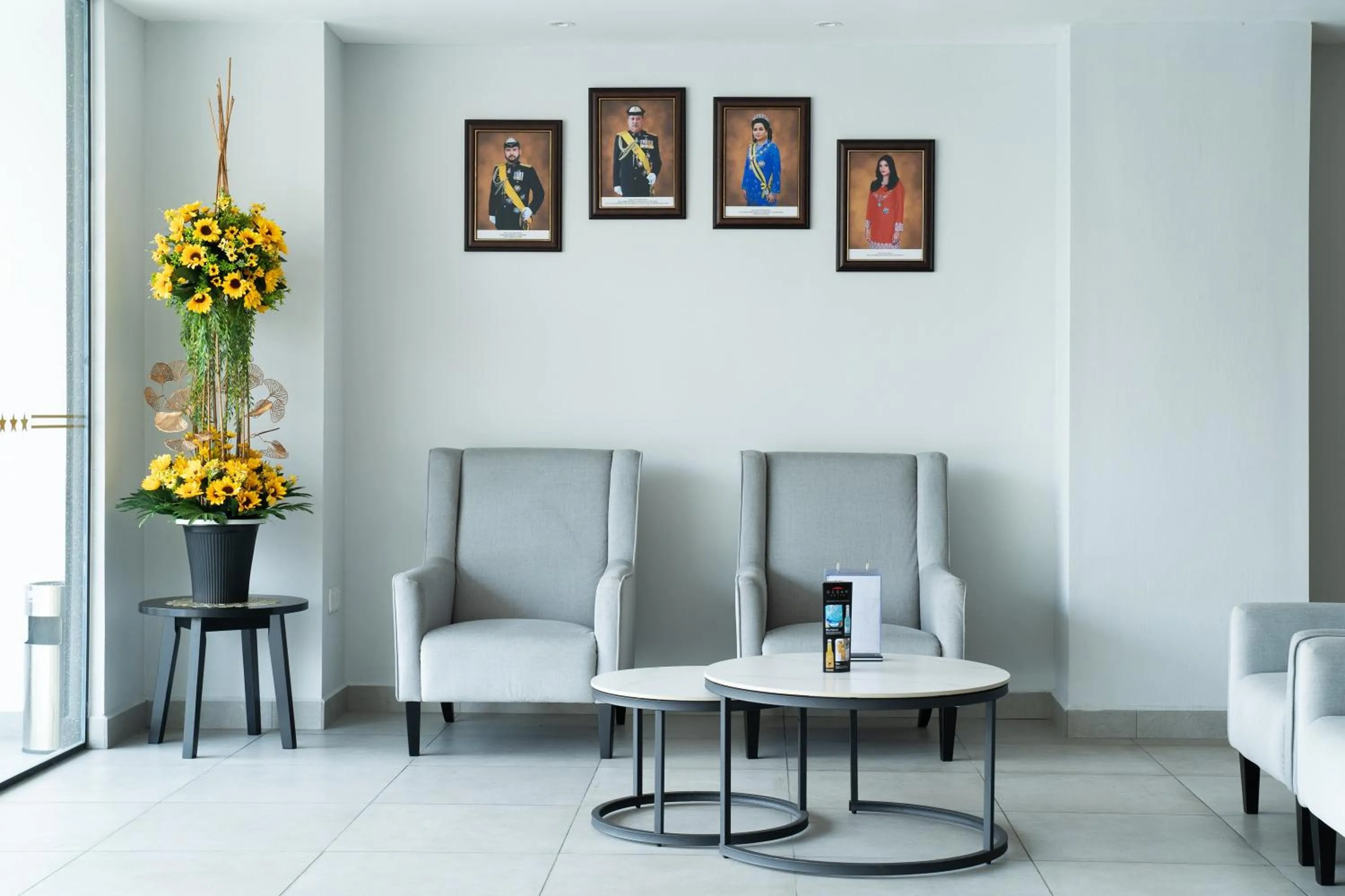 Lobby or reception in RM Hotel Muar