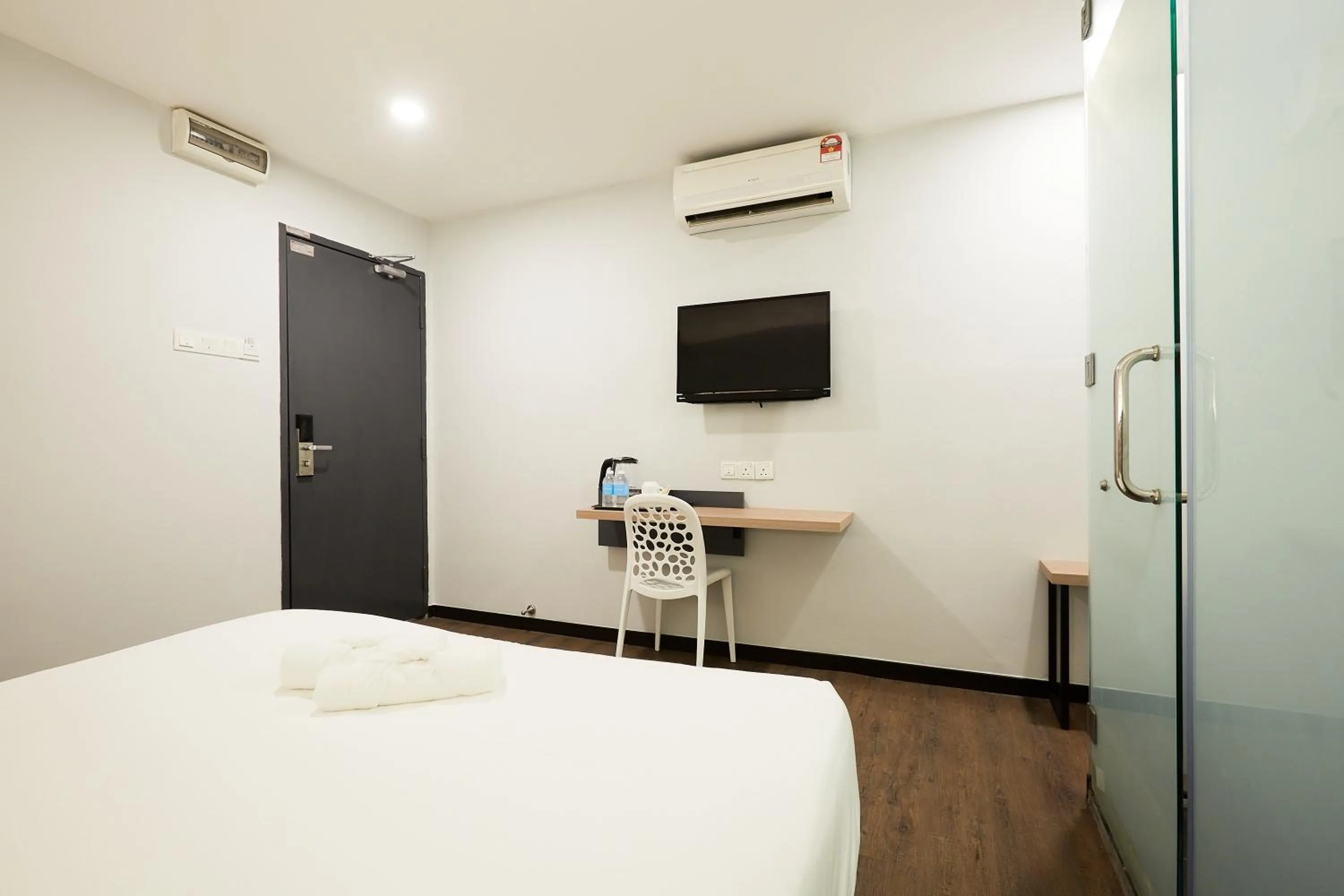 Bed in RM Hotel Muar