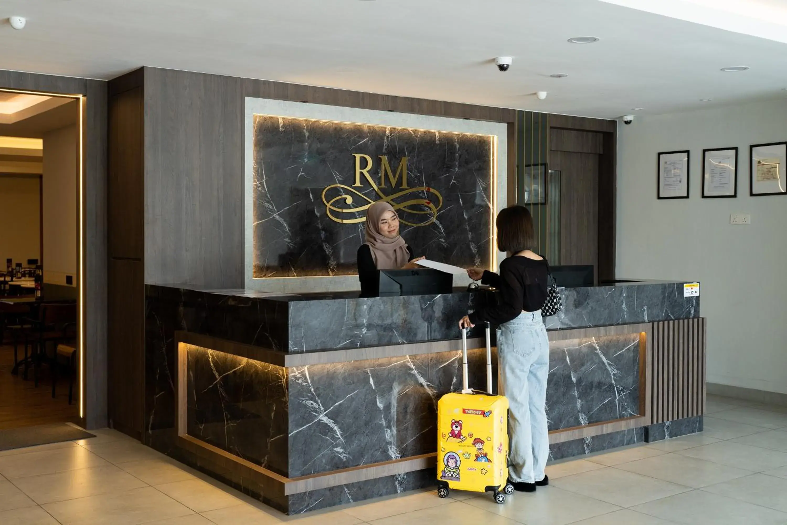 Lobby or reception in RM Hotel Muar Lobby or reception in RM Hotel Muar