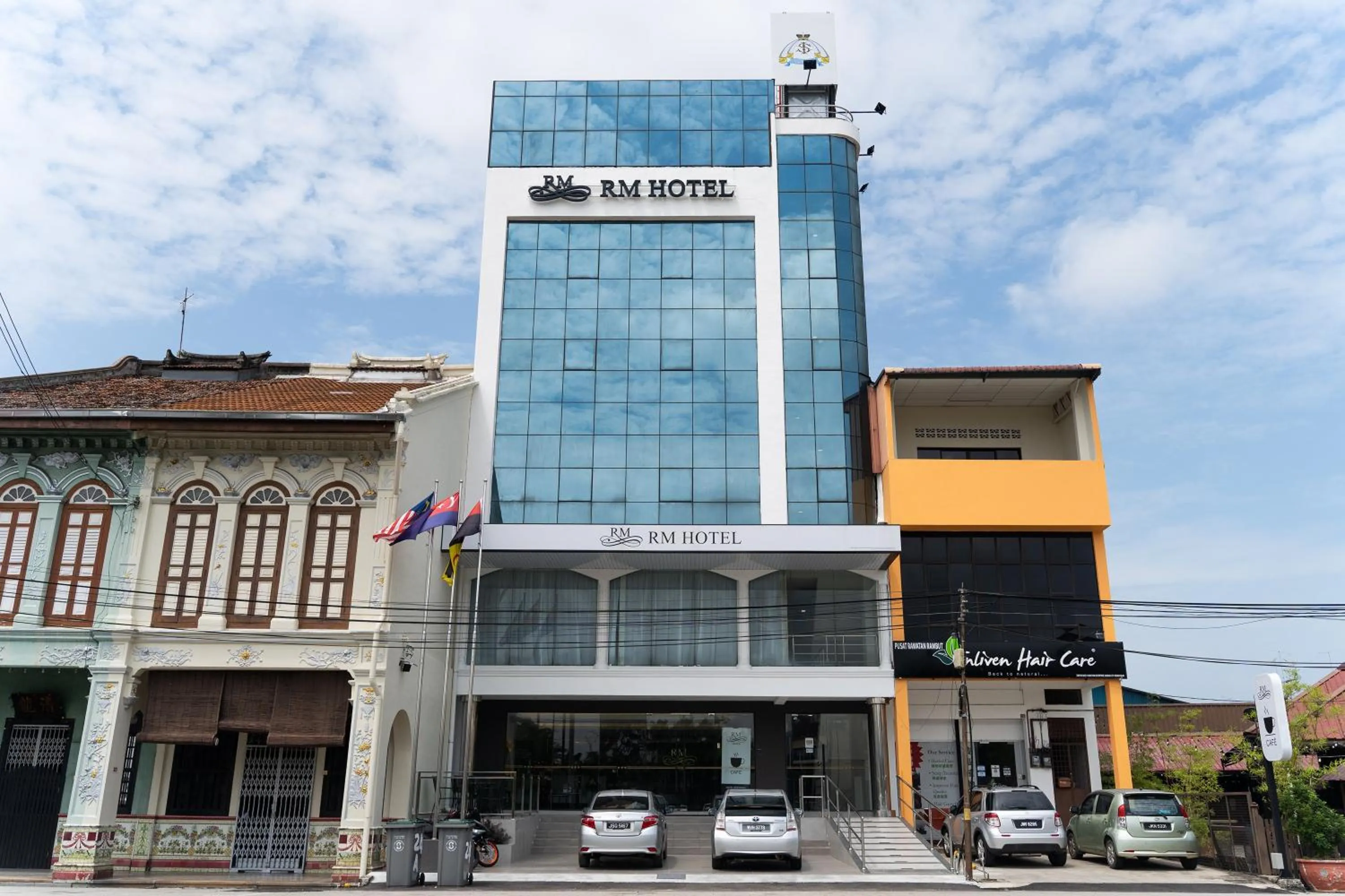 Property building in RM Hotel Muar