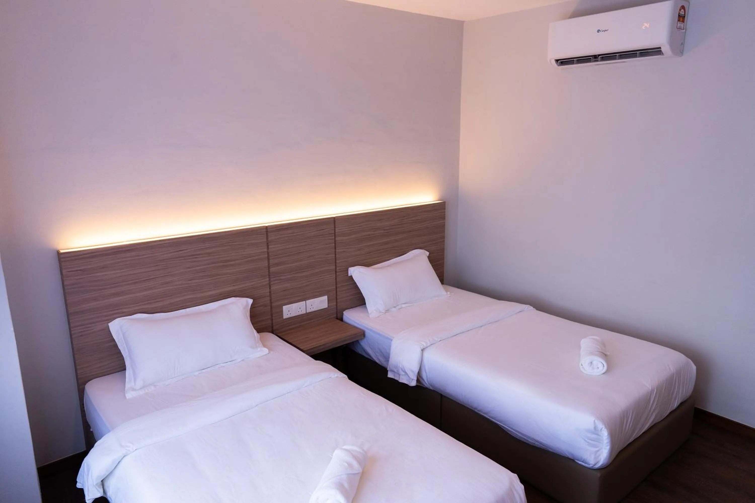 Bed in RM Hotel Muar