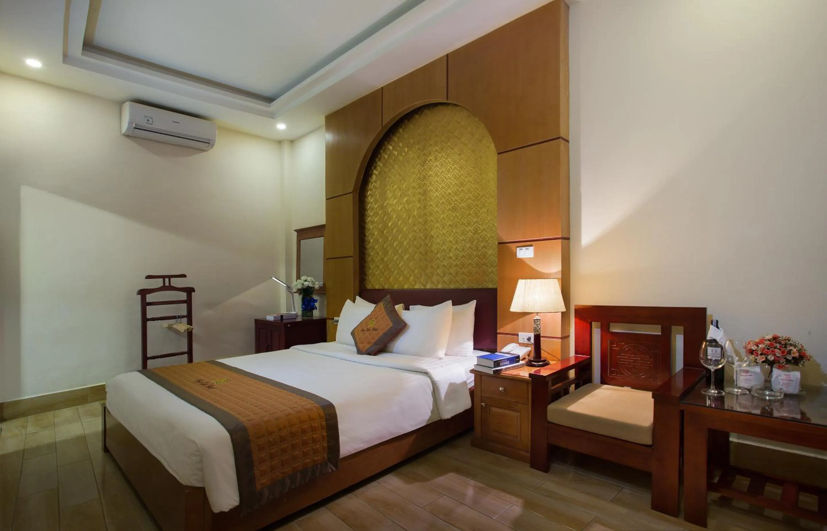 Bedroom, Bed in Vong Xua Boutique Hotel