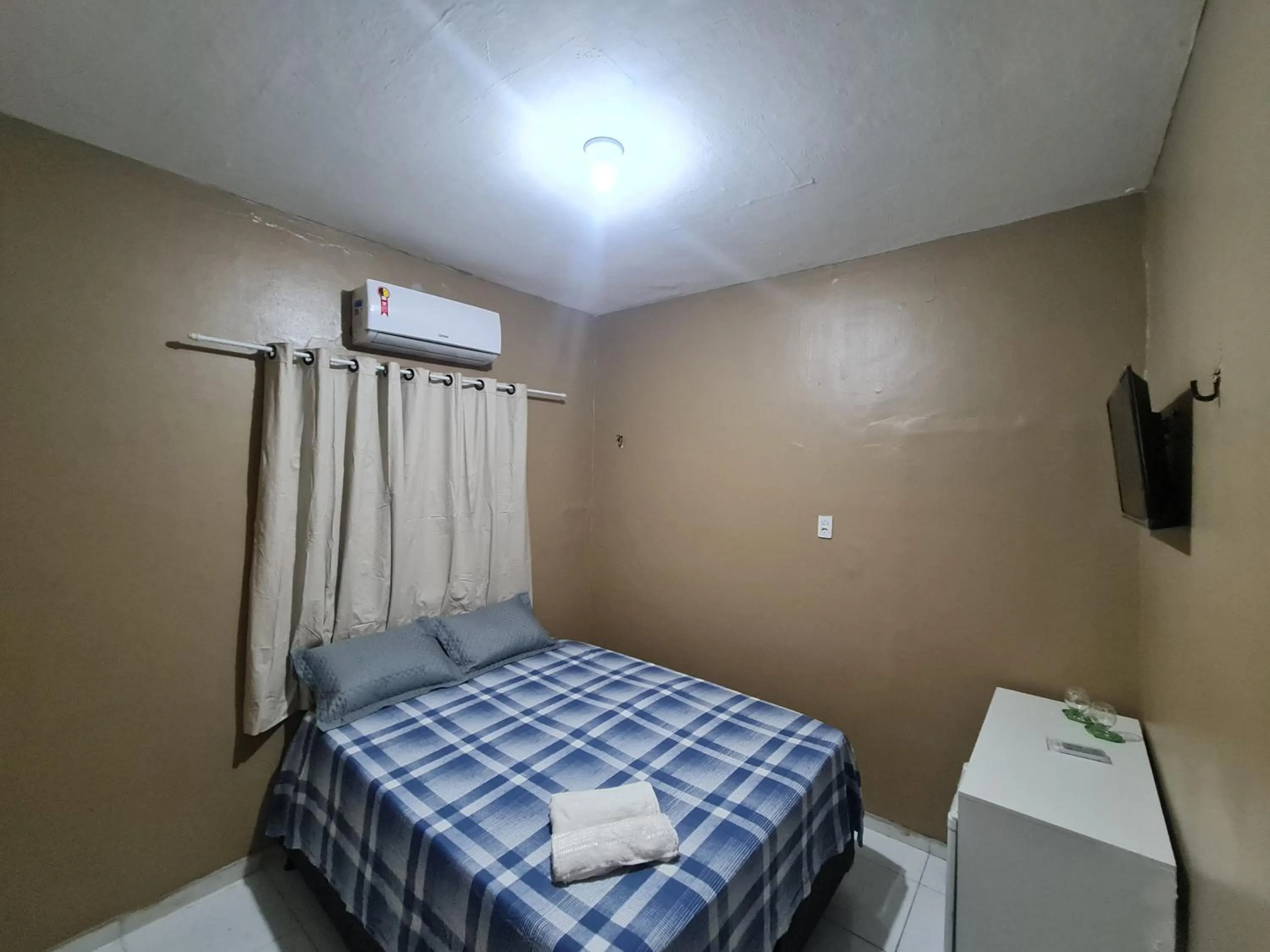 Photo of the whole room, Bed in Pousada Meireles Praia