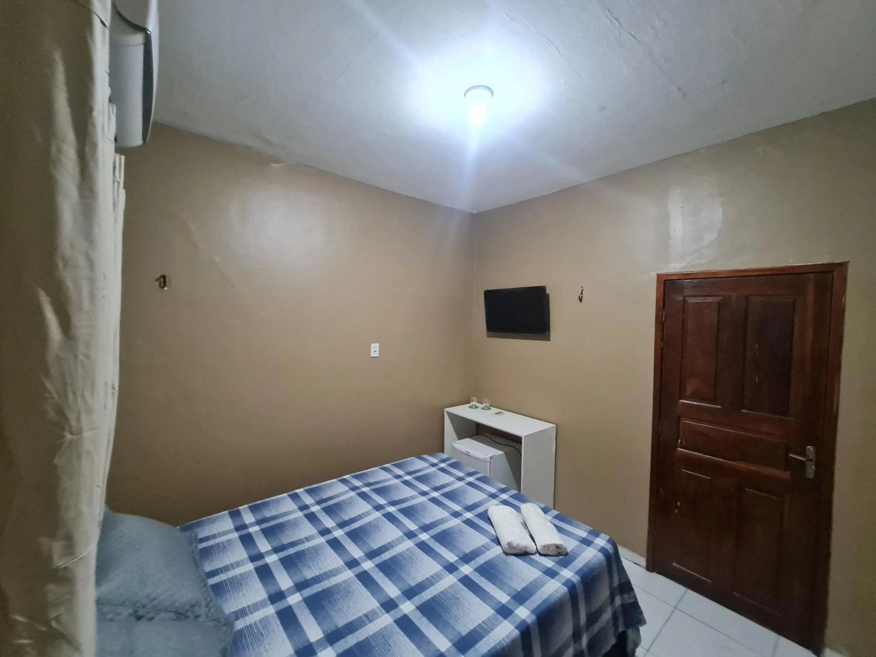 Photo of the whole room, Bed in Pousada Meireles Praia